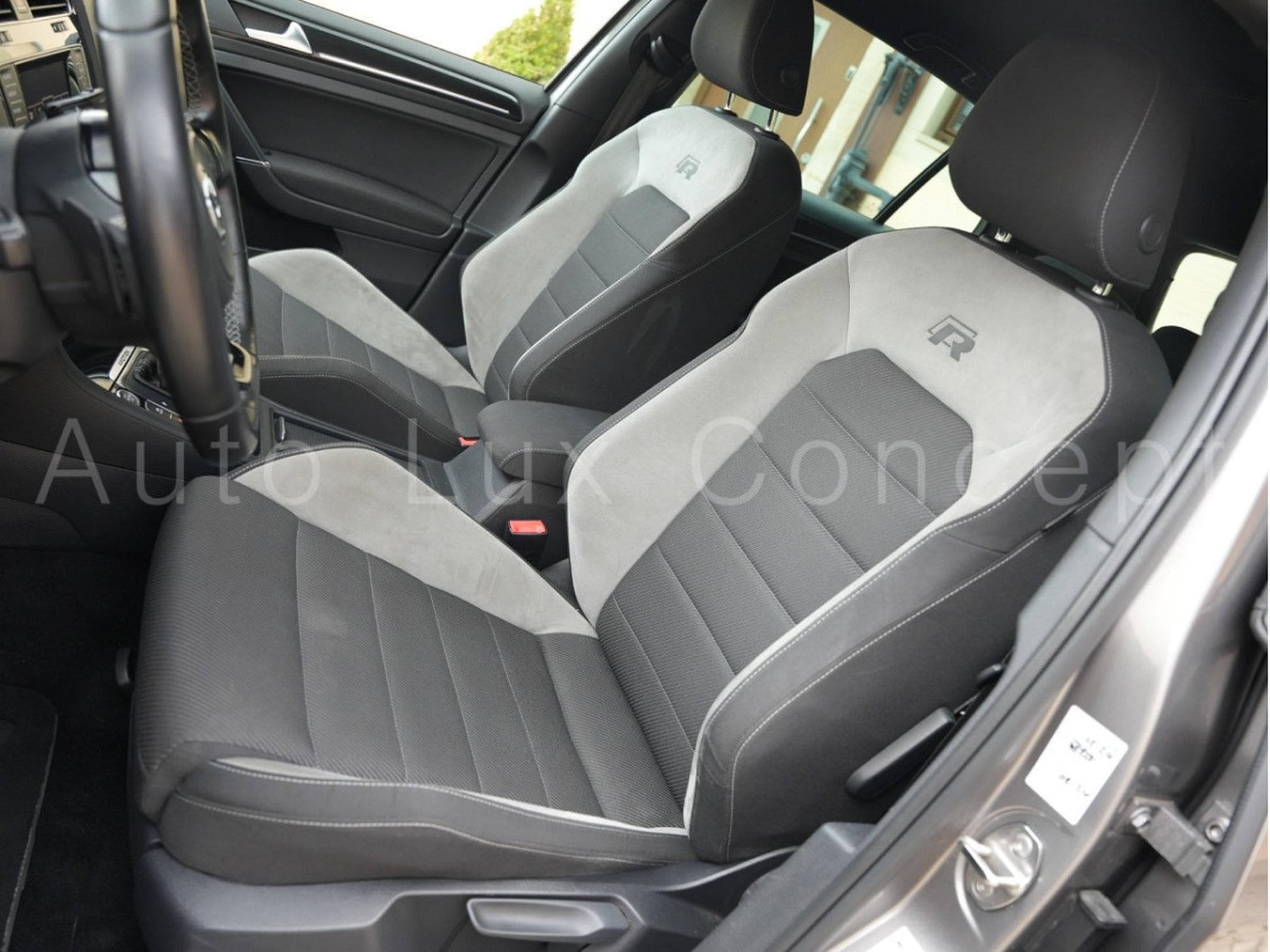 VW Golf R 2.0 TSI 4MOTION DSG 6 (2014) - Photo 7