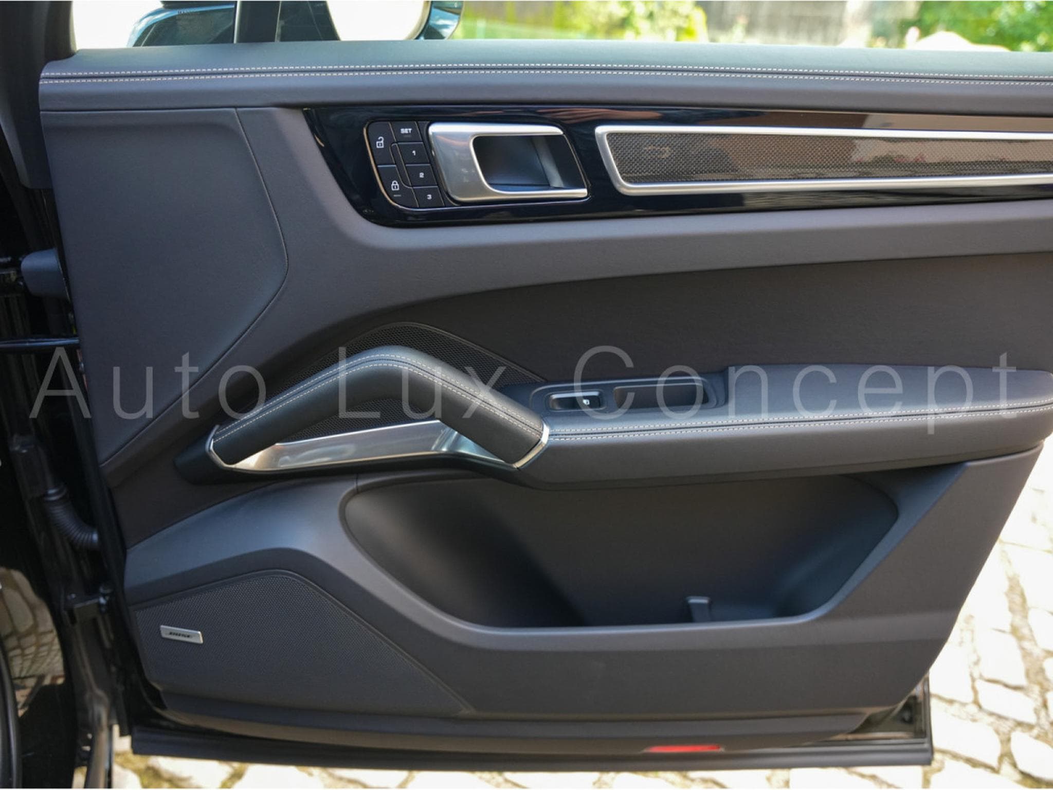 Porsche Cayenne Turbo Coupé (2022) - Photo 26