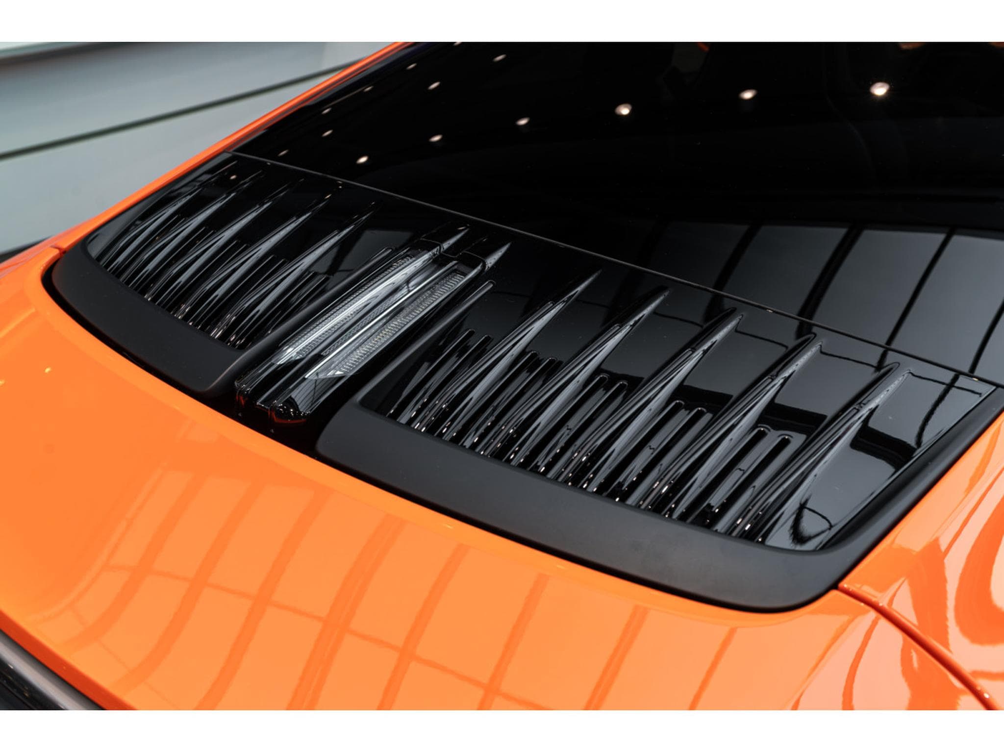 Porsche 911 4 GTS (2026) - Photo 8