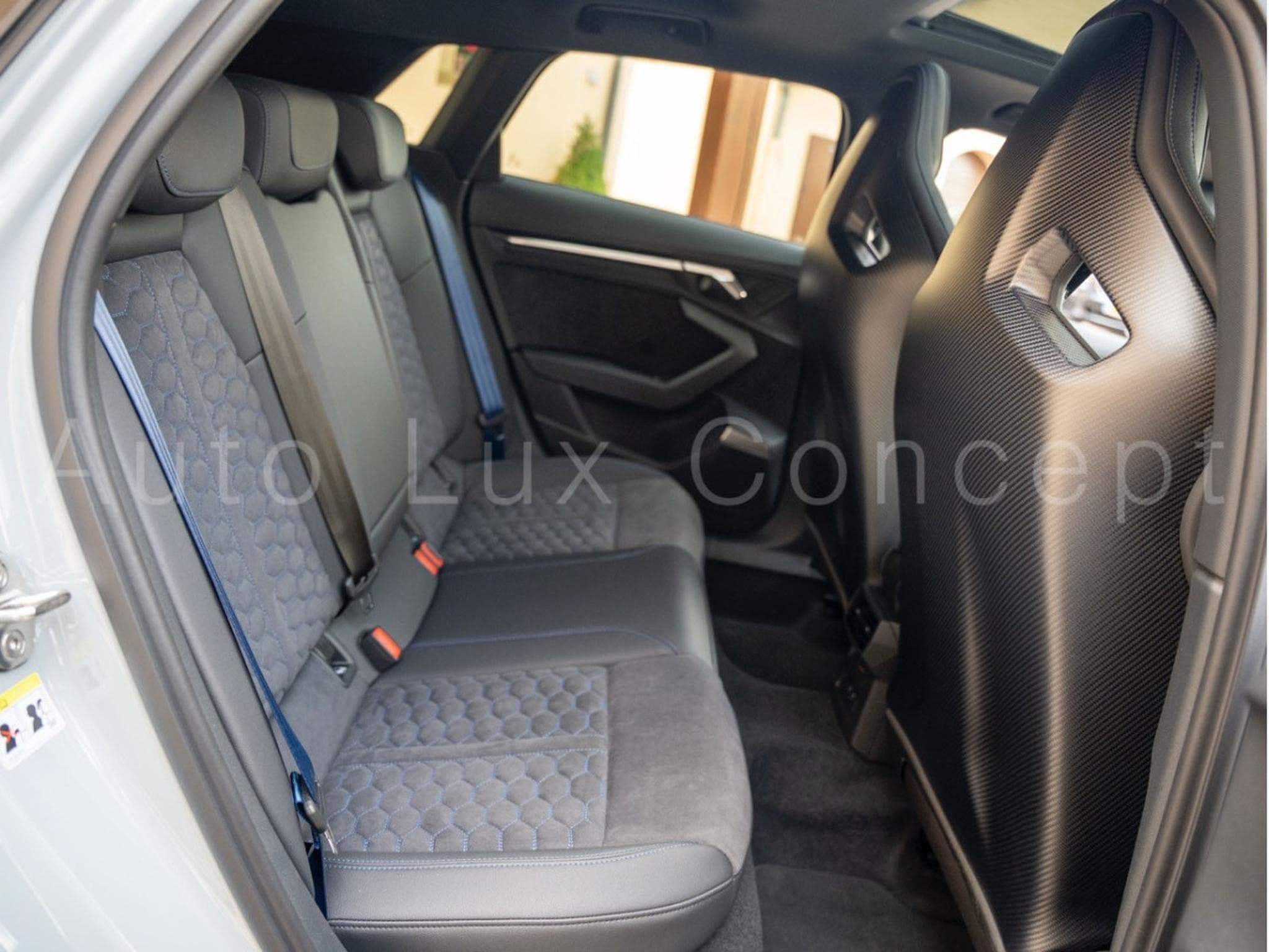 Audi RS3 Sportback Performance Edition 1 OF 300 (2023) - Photo 10