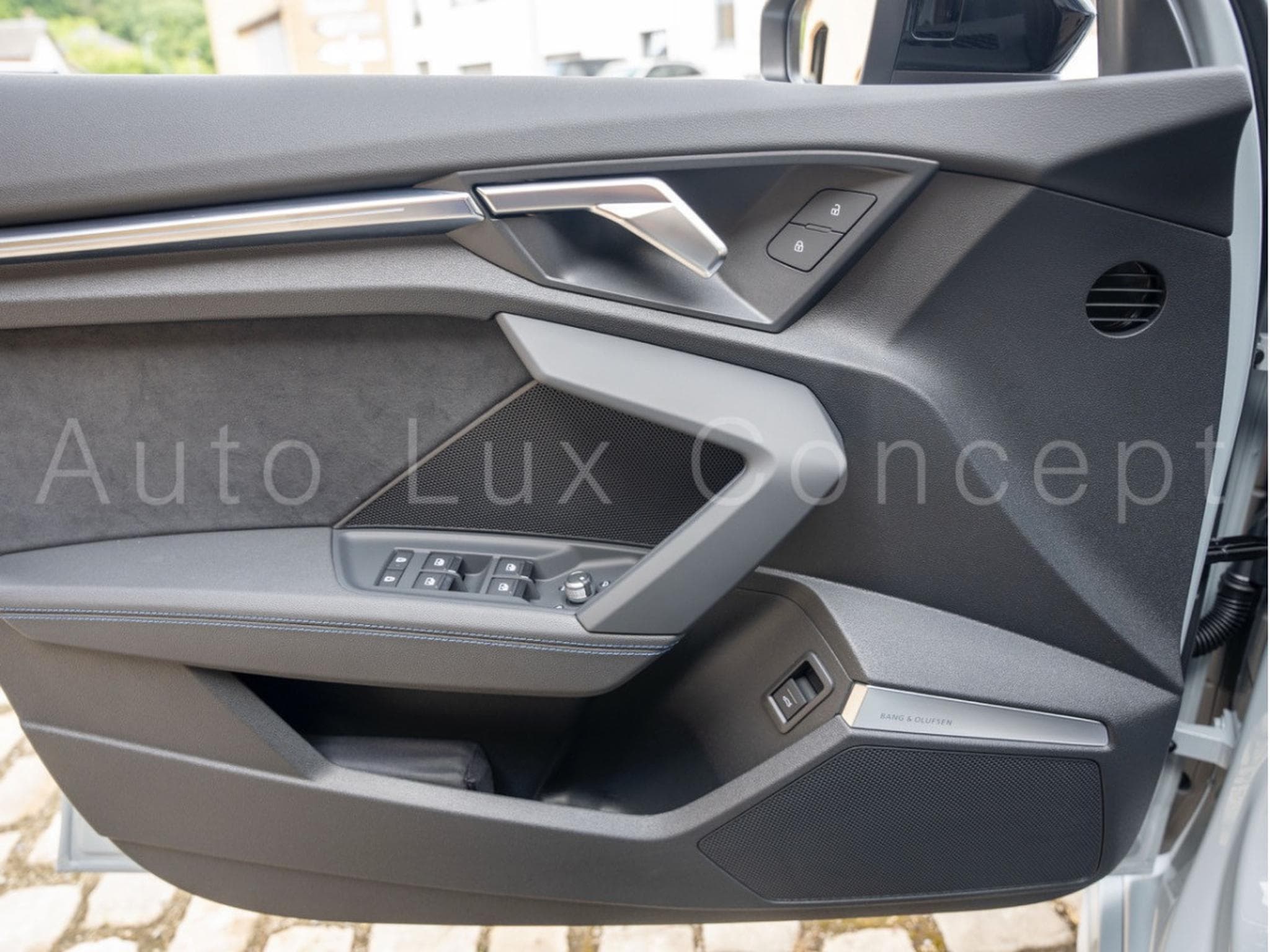 Audi RS3 Sportback Performance Edition 1 OF 300 (2023) - Photo 12