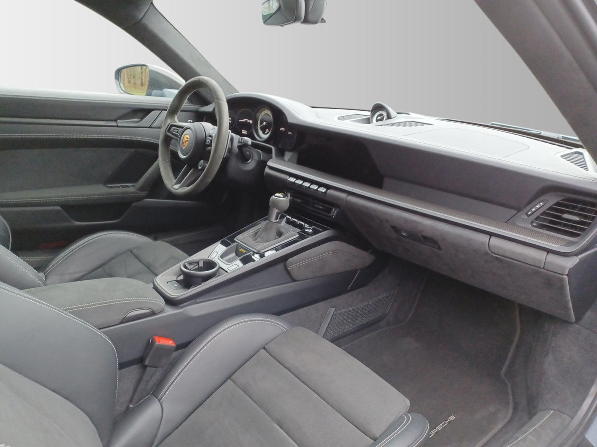 Porsche 911 GT3 (2023) - Photo 10