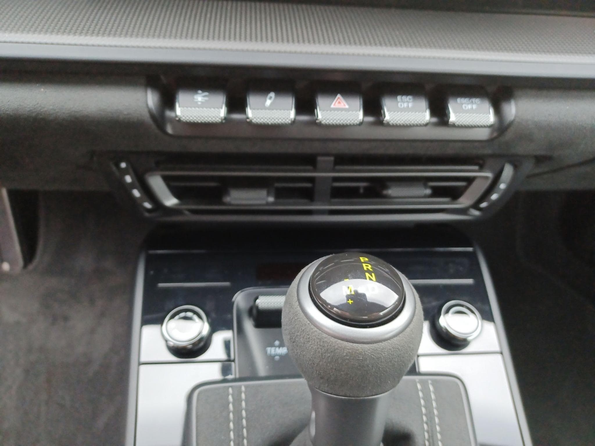 Porsche 911 GT3 (2023) - Photo 11