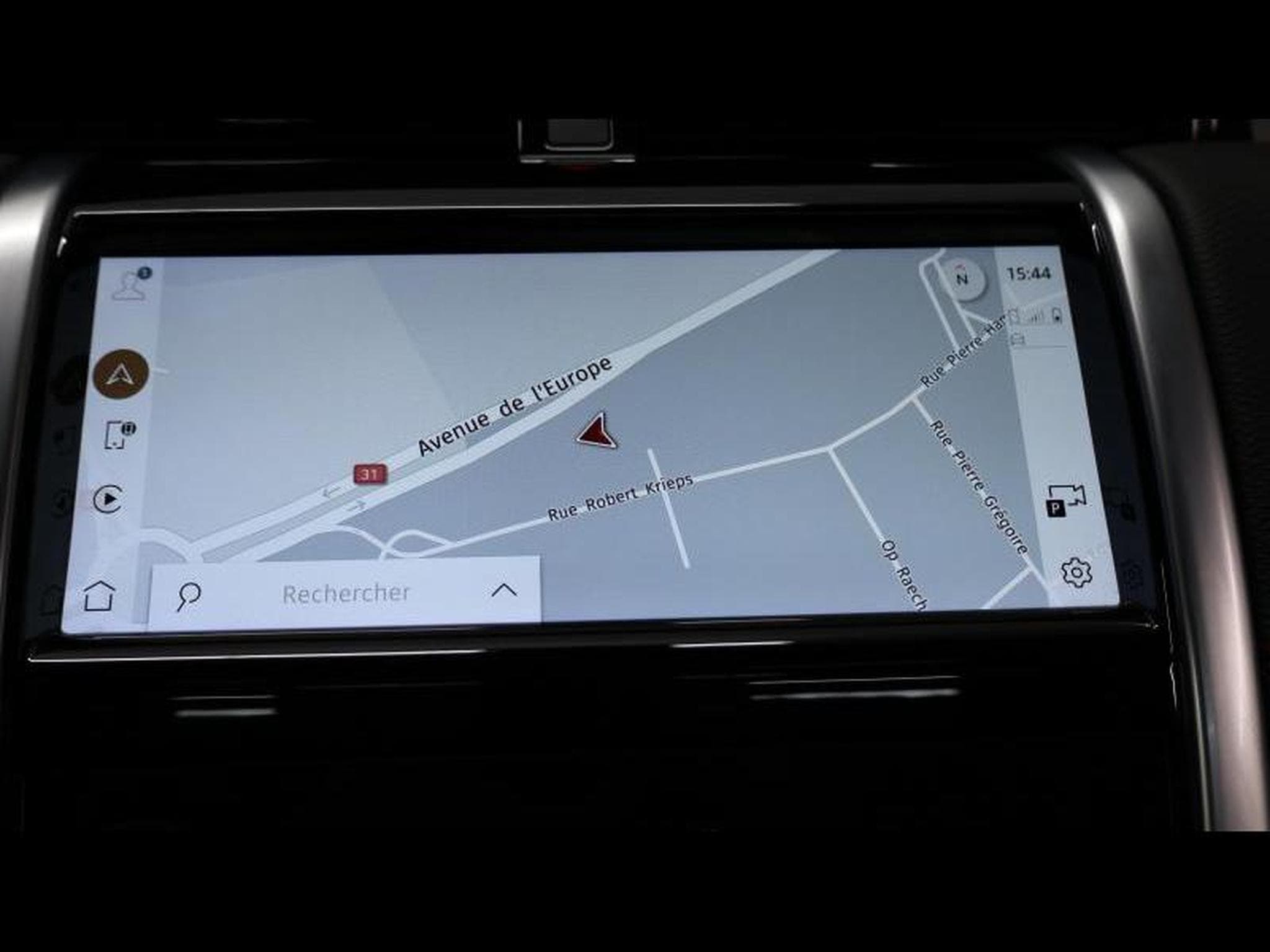 Land-Rover Discovery Sport D165 R-Dynamic S AWD Auto (2023) - Foto 22