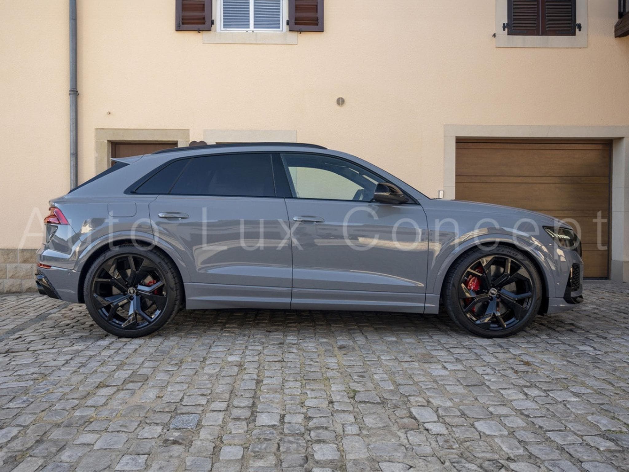 Audi RSQ8 4.0 TFSI 600 ch quattro tiptronic 8 (2022) - Foto 5