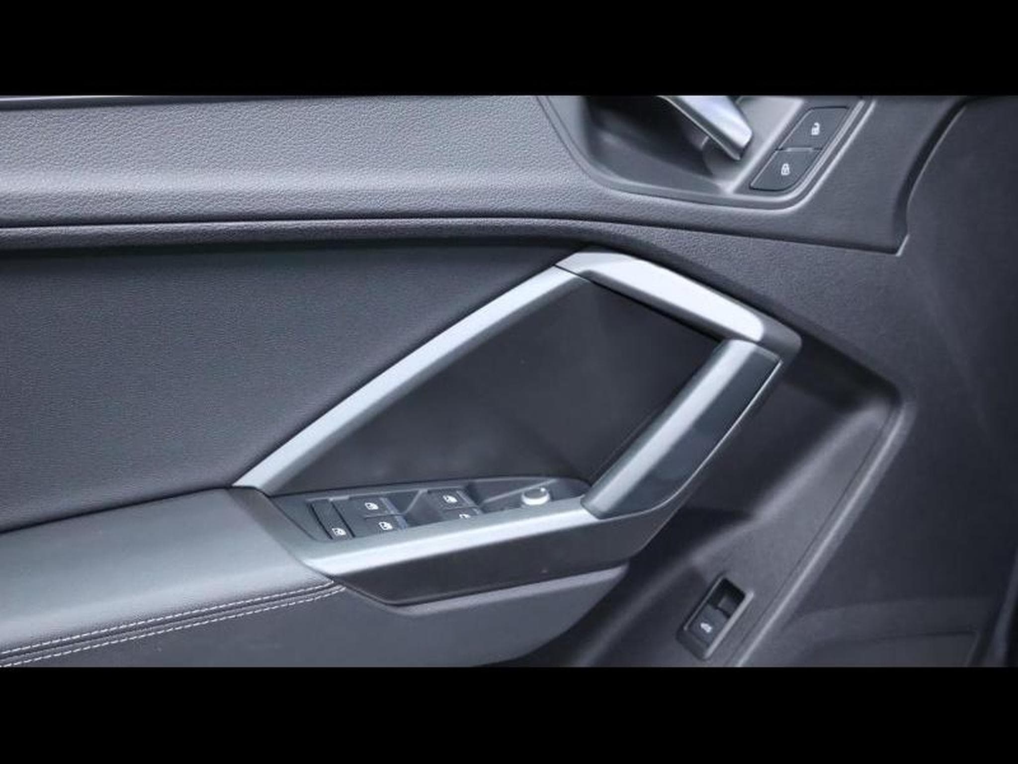 Audi Q3 35 TFSi 150 S-tronic (2022) - Photo 26