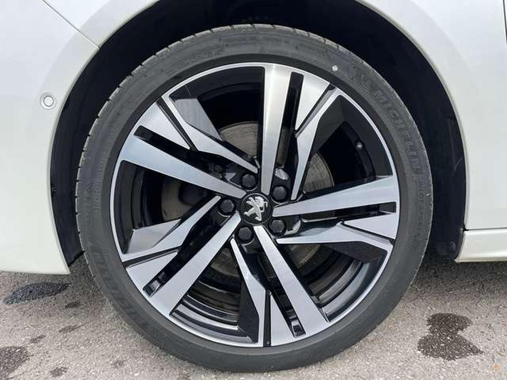 Peugeot 508 225PS-EAT8-GT-JUSQU'A 48 MOIS DE GARANTIE (2019) - Photo 27