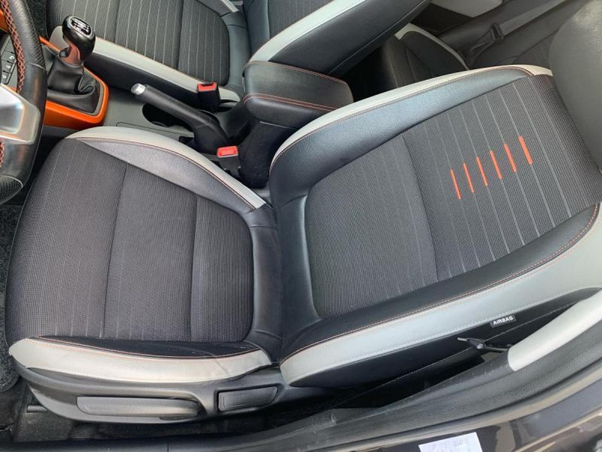 Kia Stonic Collection (2020) - Photo 16