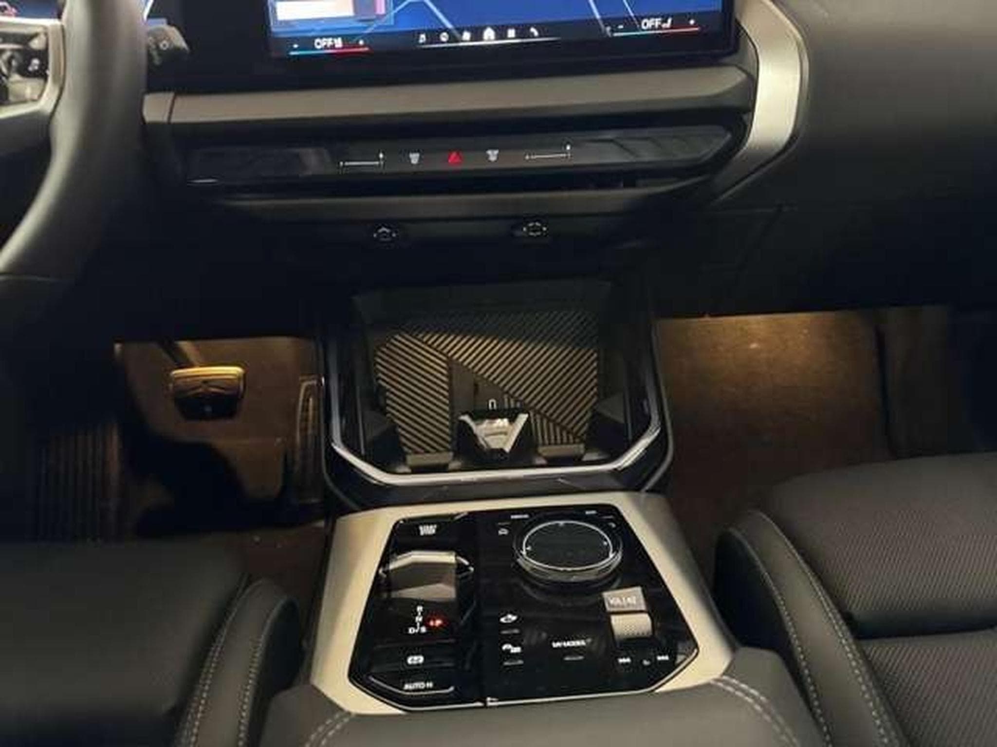 BMW X3 20d xDrive M Sportpaket HK HiFi DAB LED RFK (2024) - Photo 8