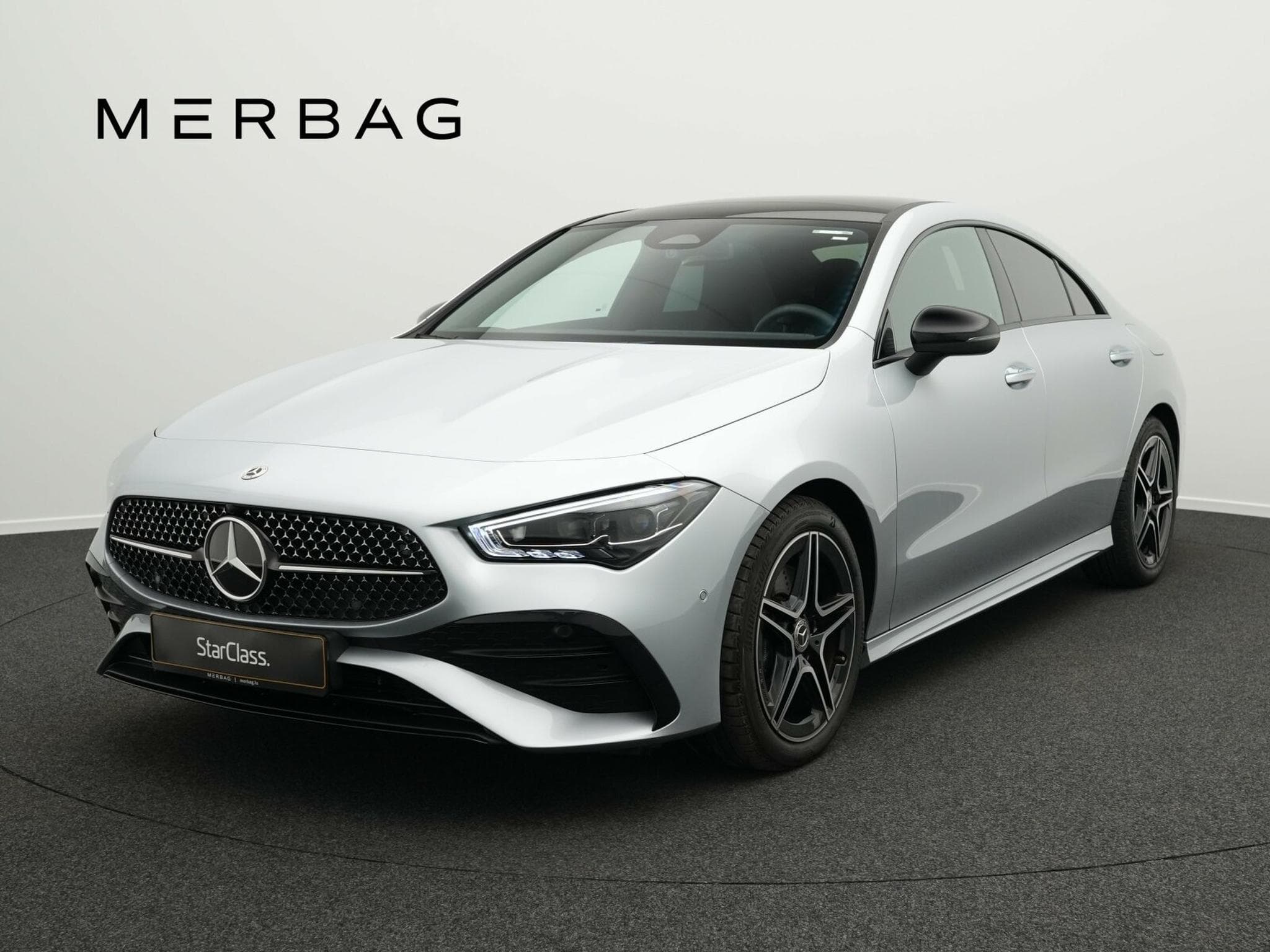 Mercedes CLA 200 AMG-Line Cpe Multi+Pano+Night+Kamera (2024) - Foto 1