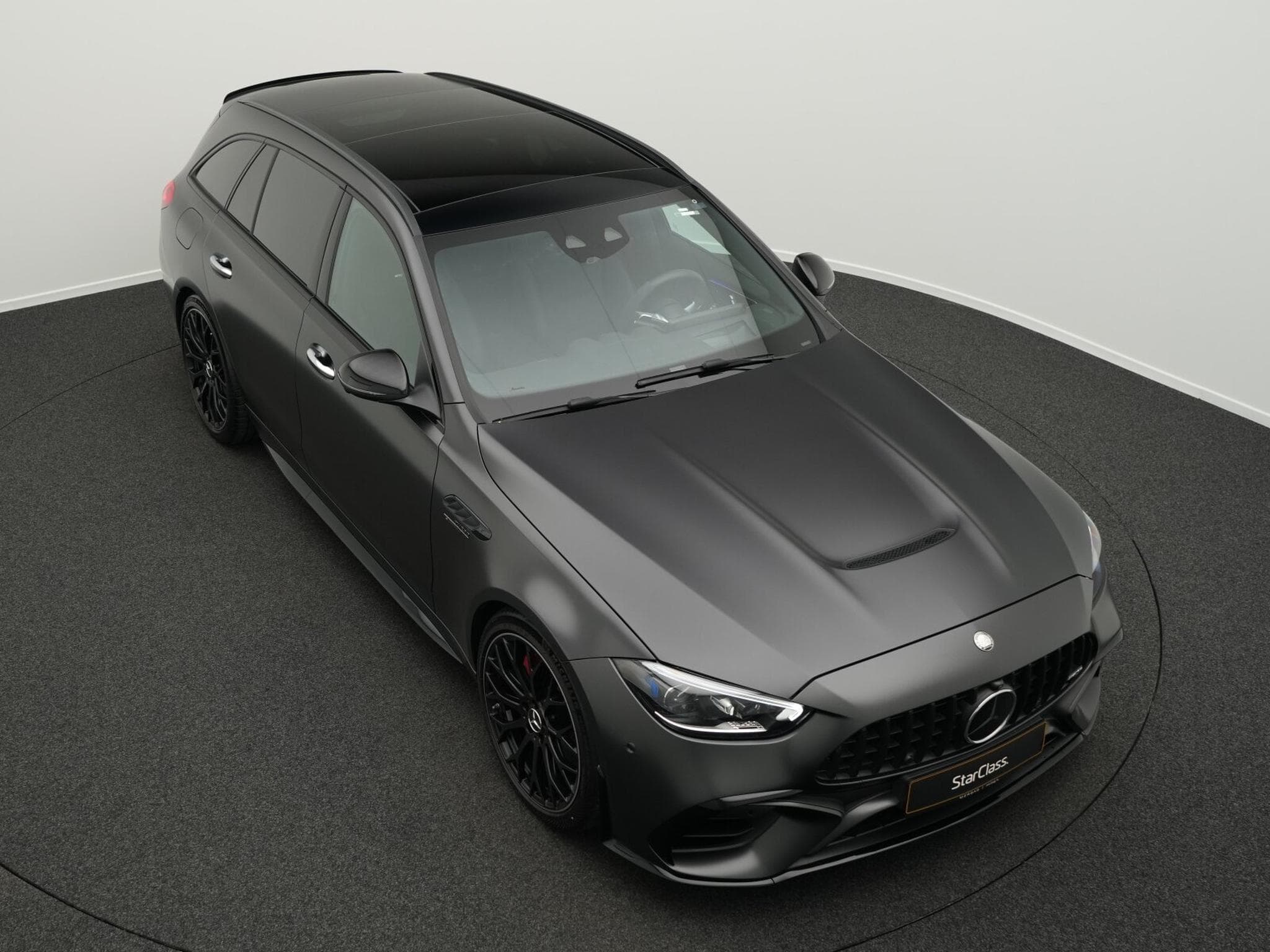 Mercedes C 63 AMG S E PERF T Night+Burm+360°+Pano+Digital (2025) - Foto 12