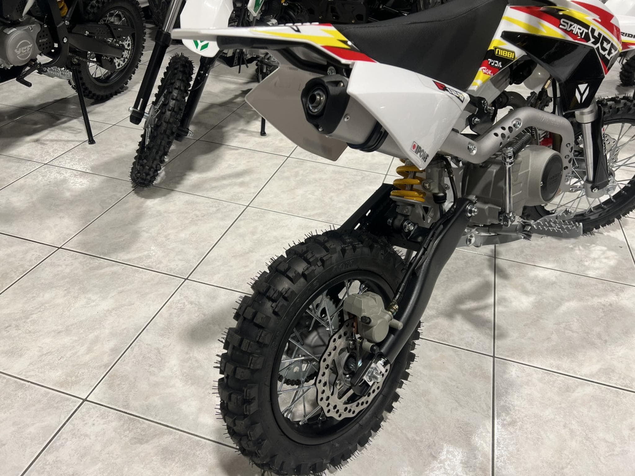 YCF Start F (2024) - Foto 3