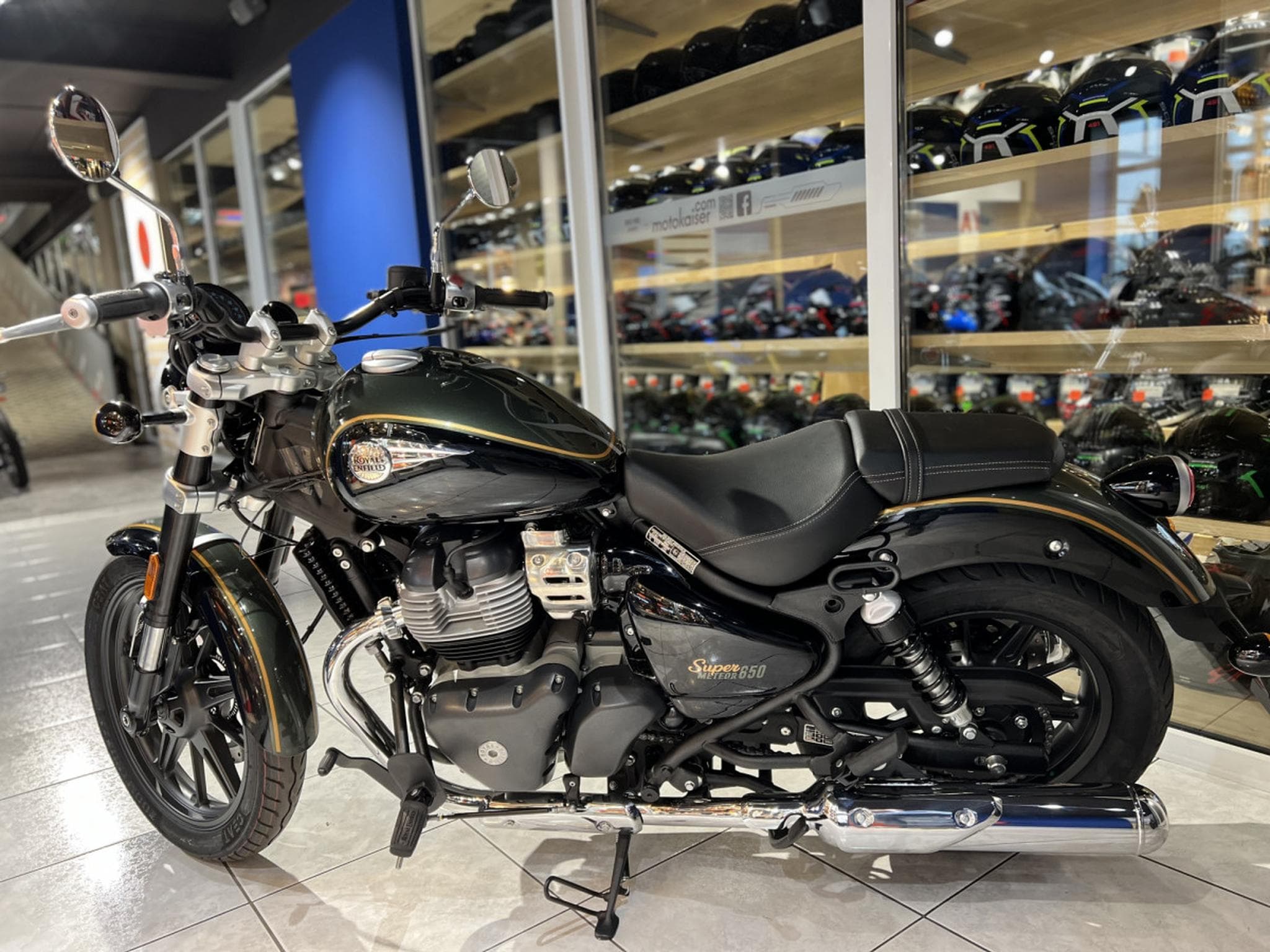 Royal Enfield Meteor Vert Interstellaire (2024) - Photo 4