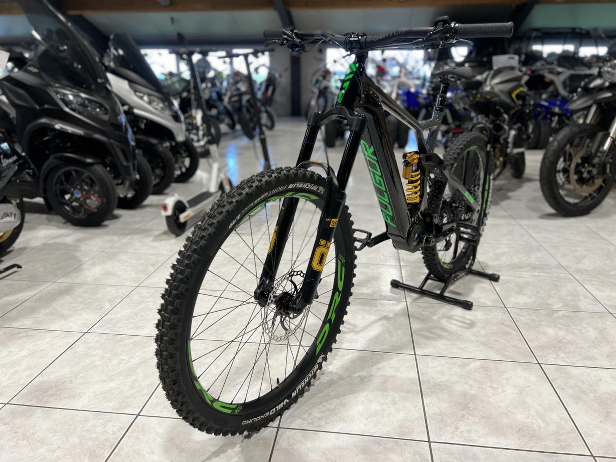 Fulgur Mula MX OHLINS GX12 6100 SW TG L  Carbone POLINI 90 Nm, taille S, (2026) - Foto 9