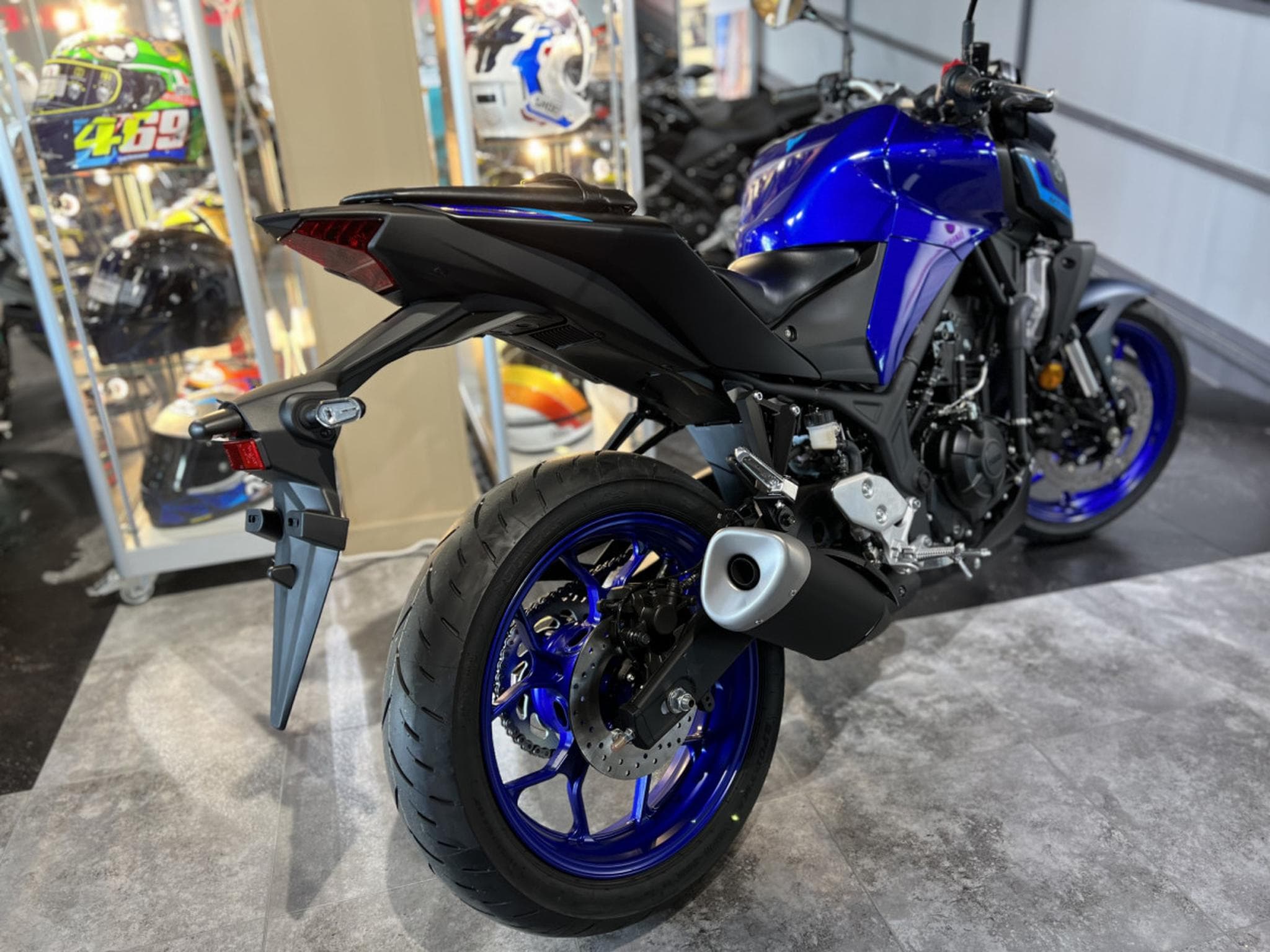 Yamaha MT03 (2024) - Foto 4