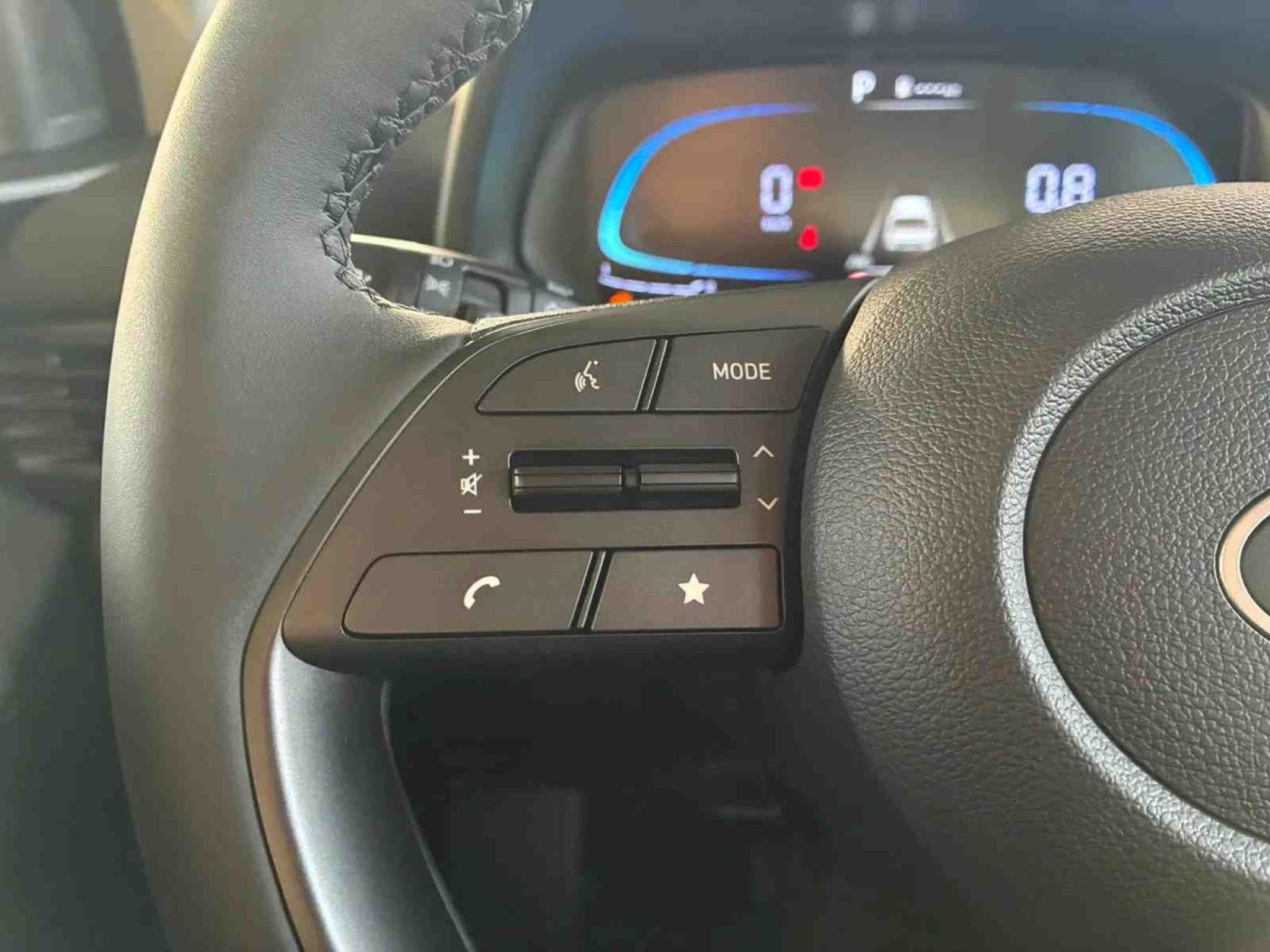 Hyundai Bayon 1.2 T-GDI 90 Wave (2025) - Photo 4