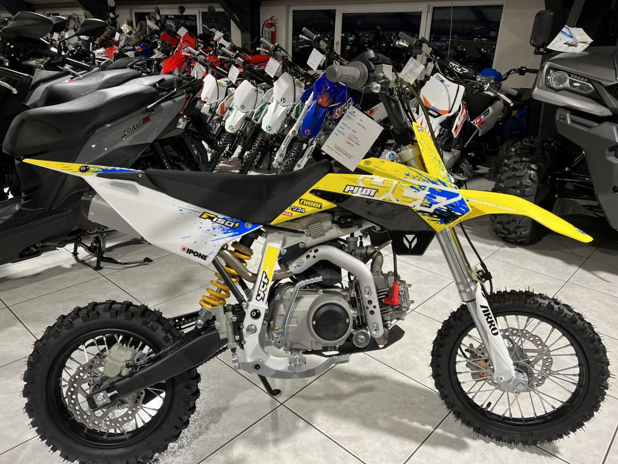 YCF Pilot F S Démarreur électrique (2024) - Photo 1