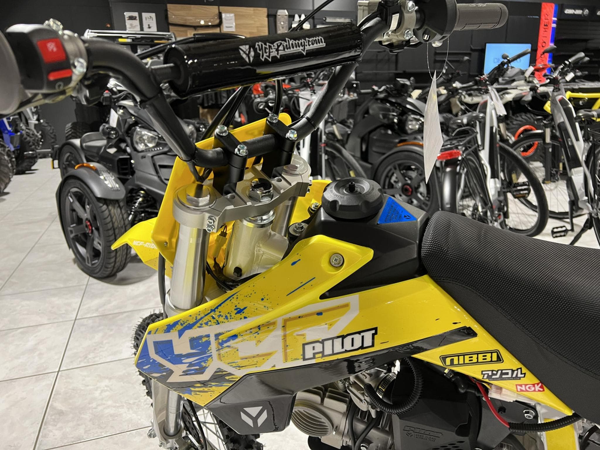 YCF Pilot F S Démarreur électrique (2024) - Photo 5