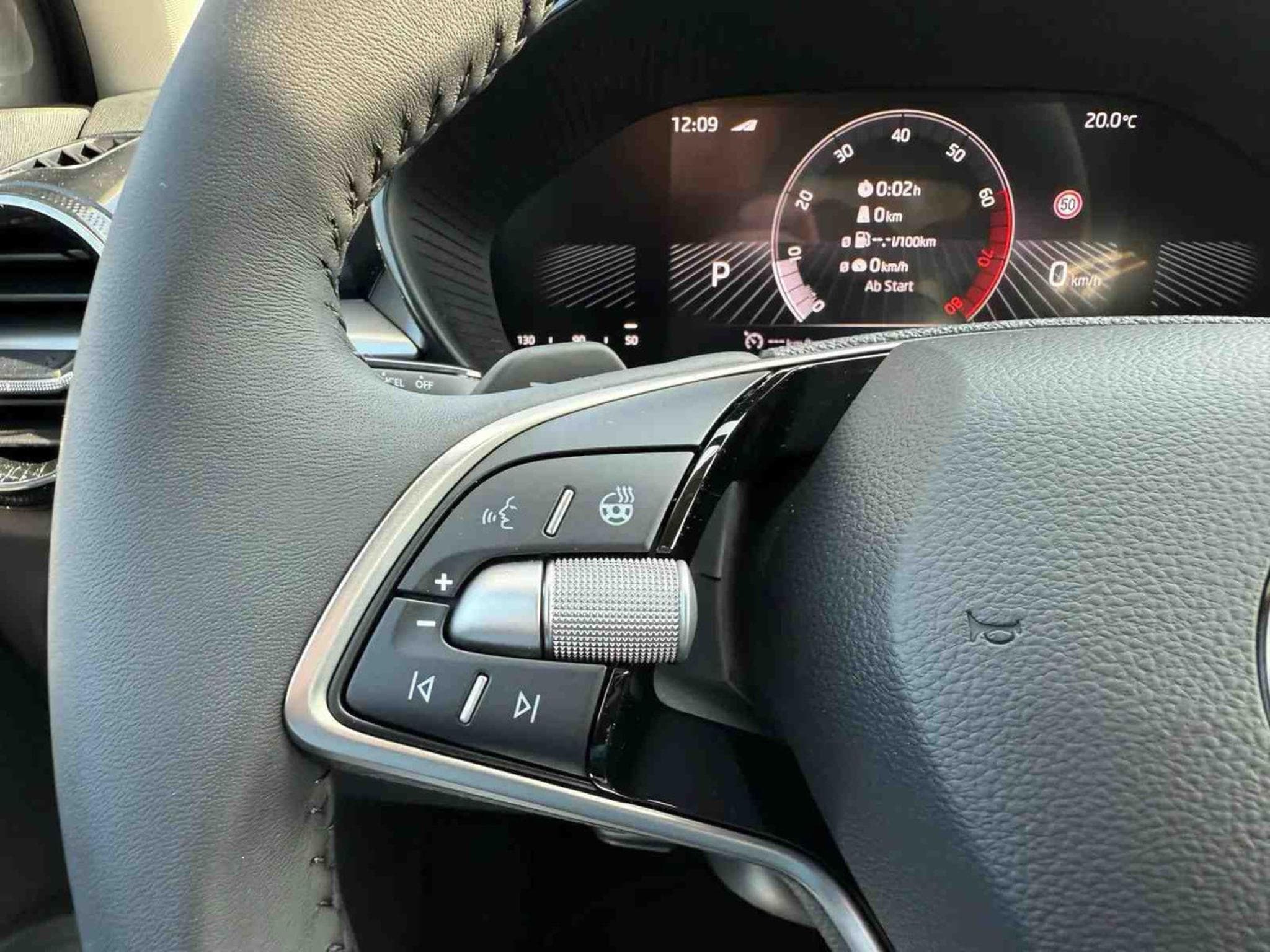 Skoda Fabia 1.0 TSi 110 DSG Selection (2025) - Photo 17