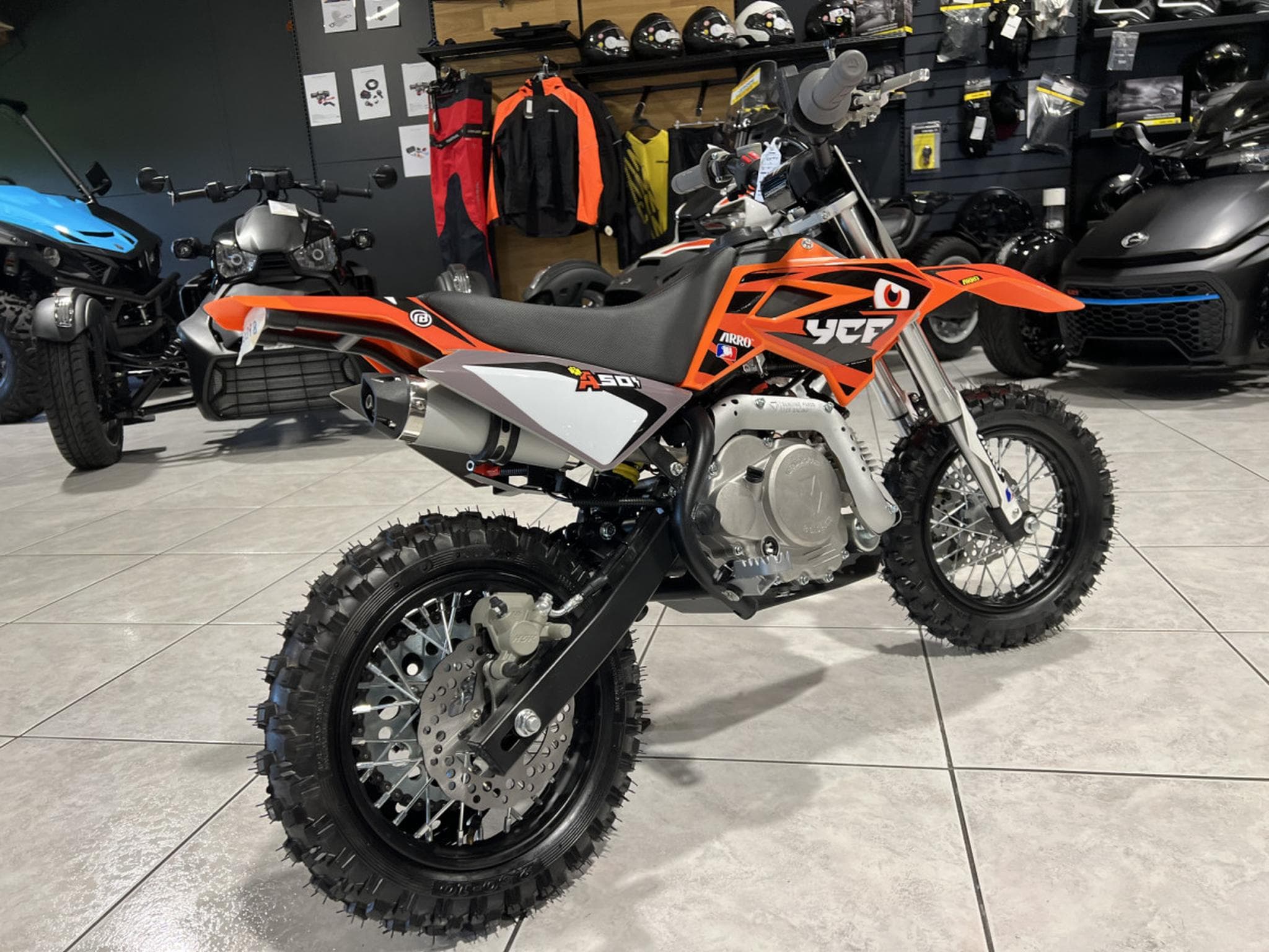 YCF 50 A Limited (2024) - Foto 3