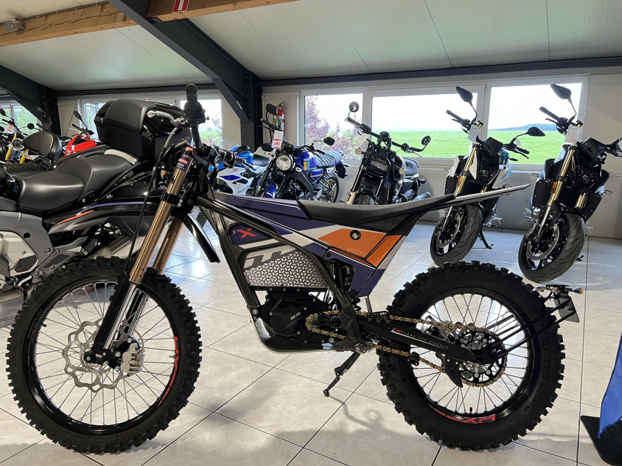 Electric Motion Escape XR 700 NM, 3500 KW, 85 KM/H, Autonomie 88 km, embrayage (2024) - Photo 4