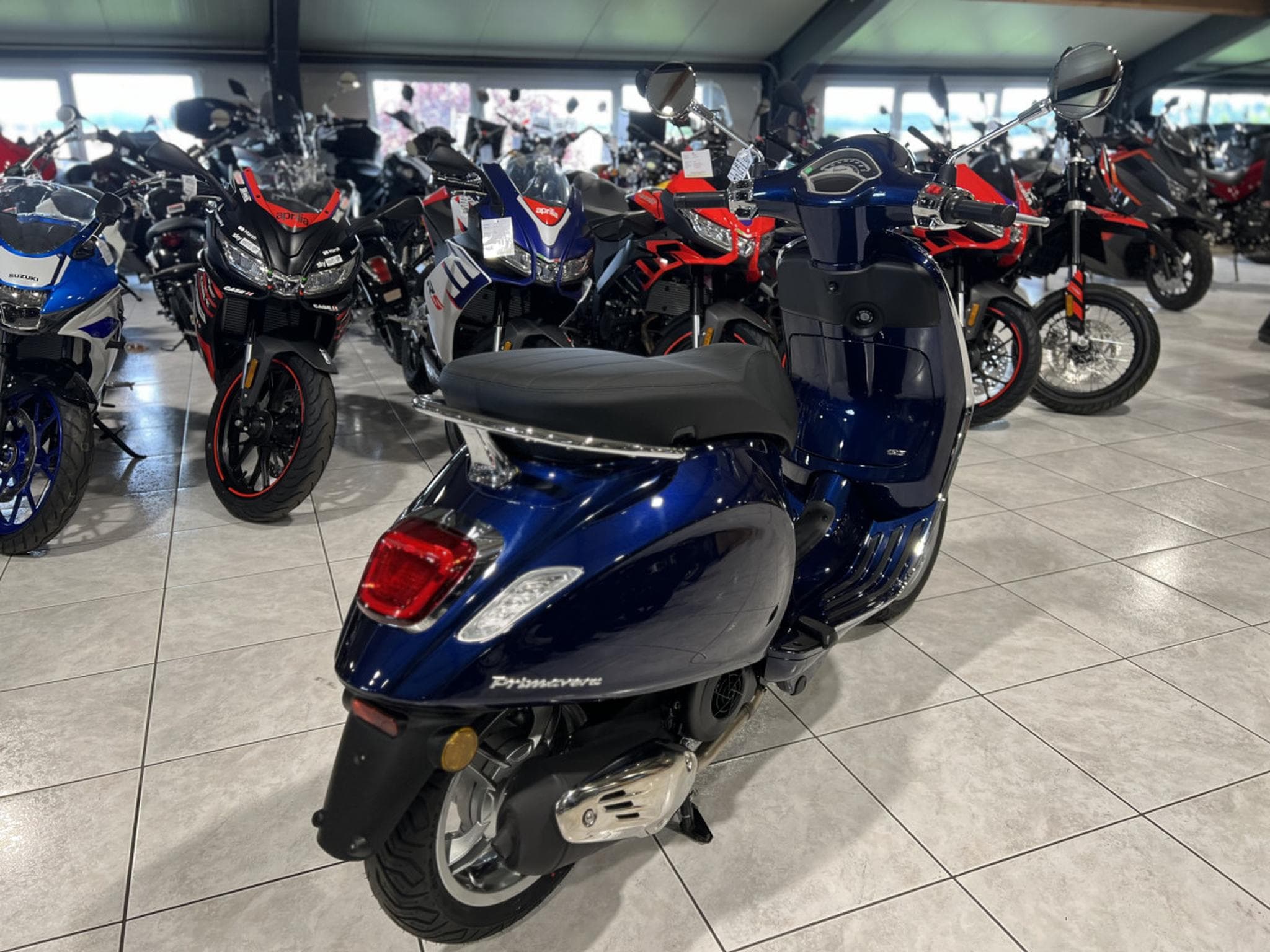 Vespa Primavera E5+ (2024) - Photo 3