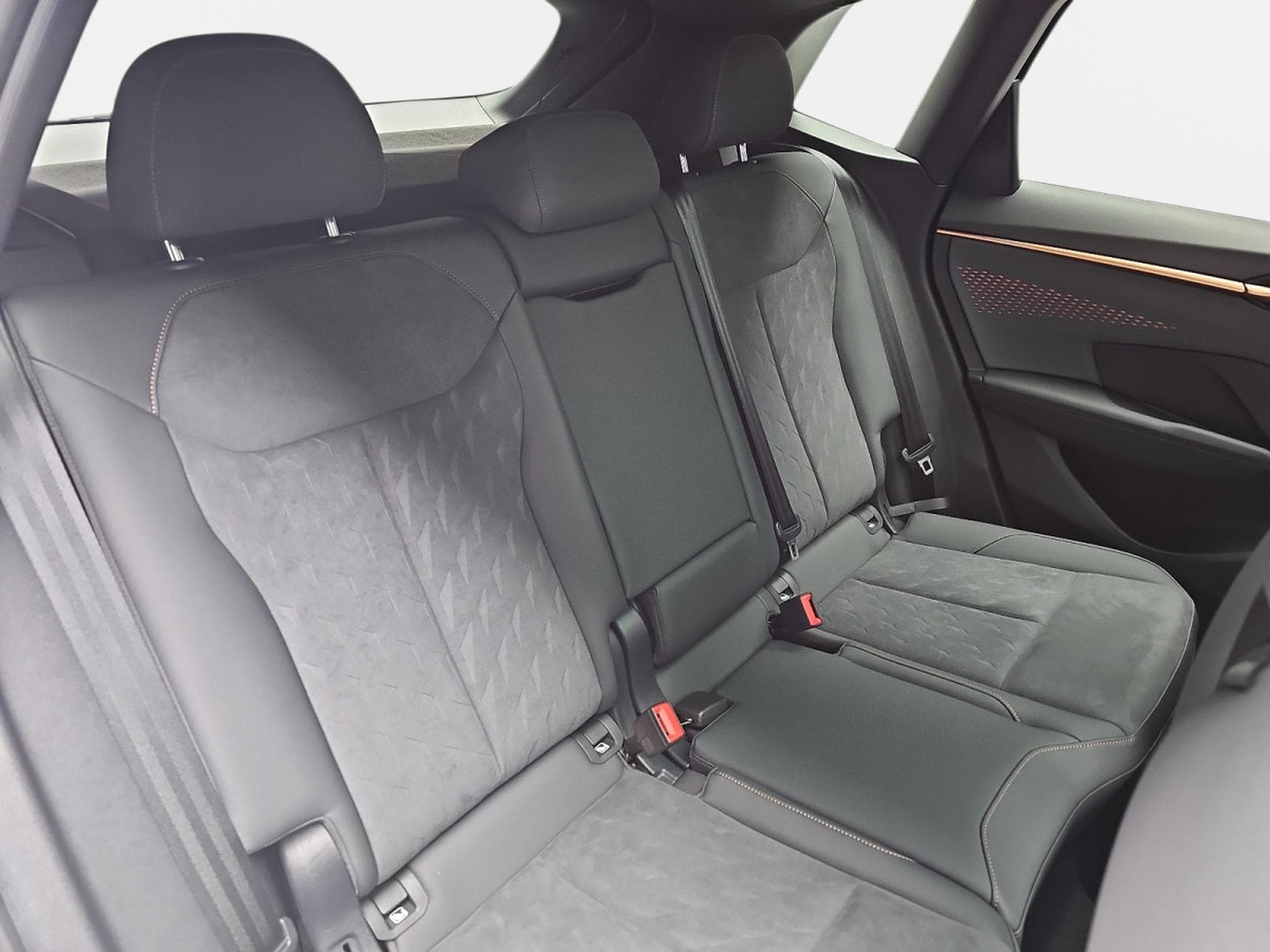 Cupra Terramar 2.0 TSI DSG 265 VZ 4Drive (2025) - Photo 16