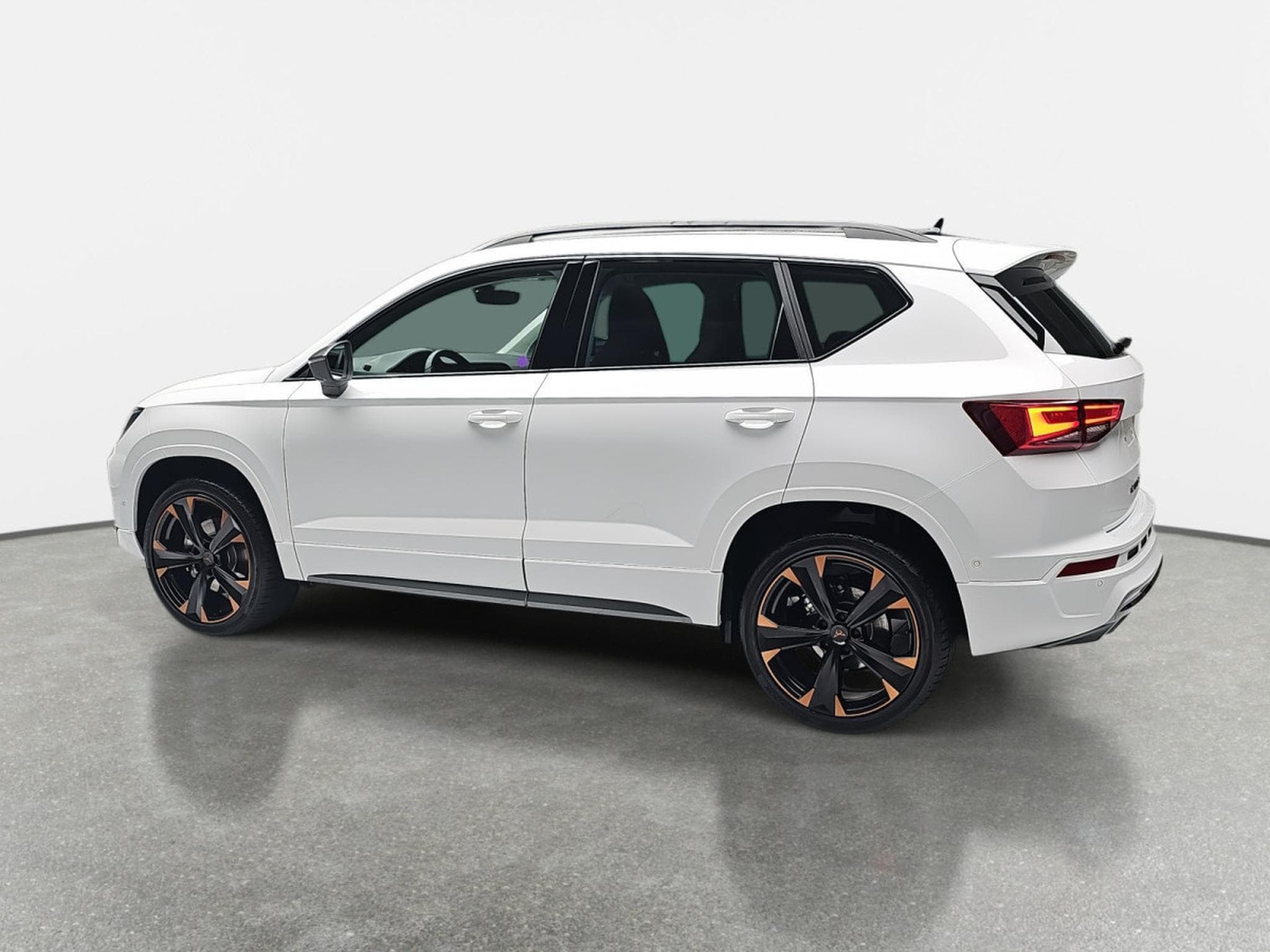 Cupra Ateca 1.5 TSi DSG 150 (2025) - Photo 3