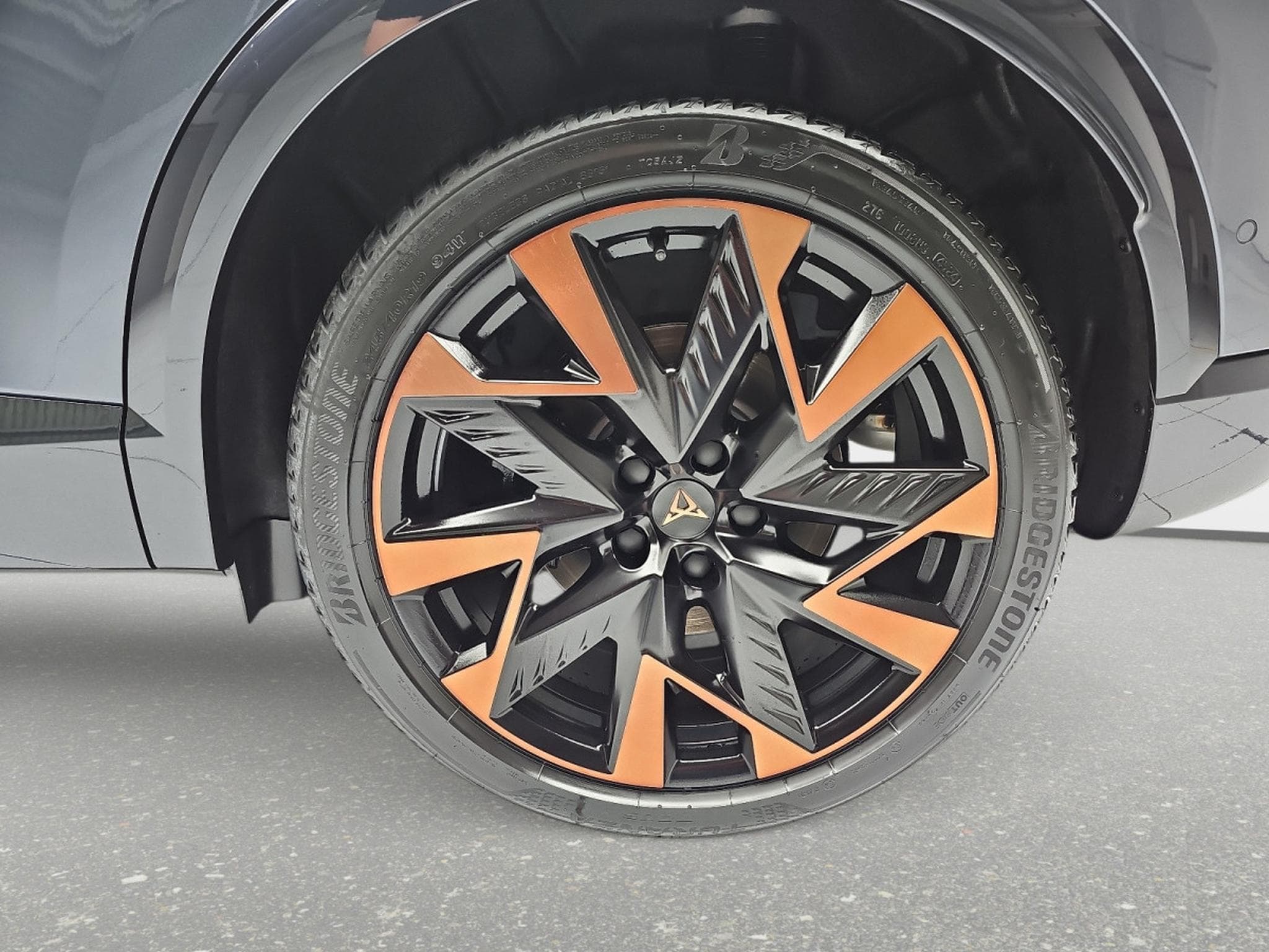 Cupra Formentor 2.0 TSi DSG 333 4DRIVE (2026) - Photo 6