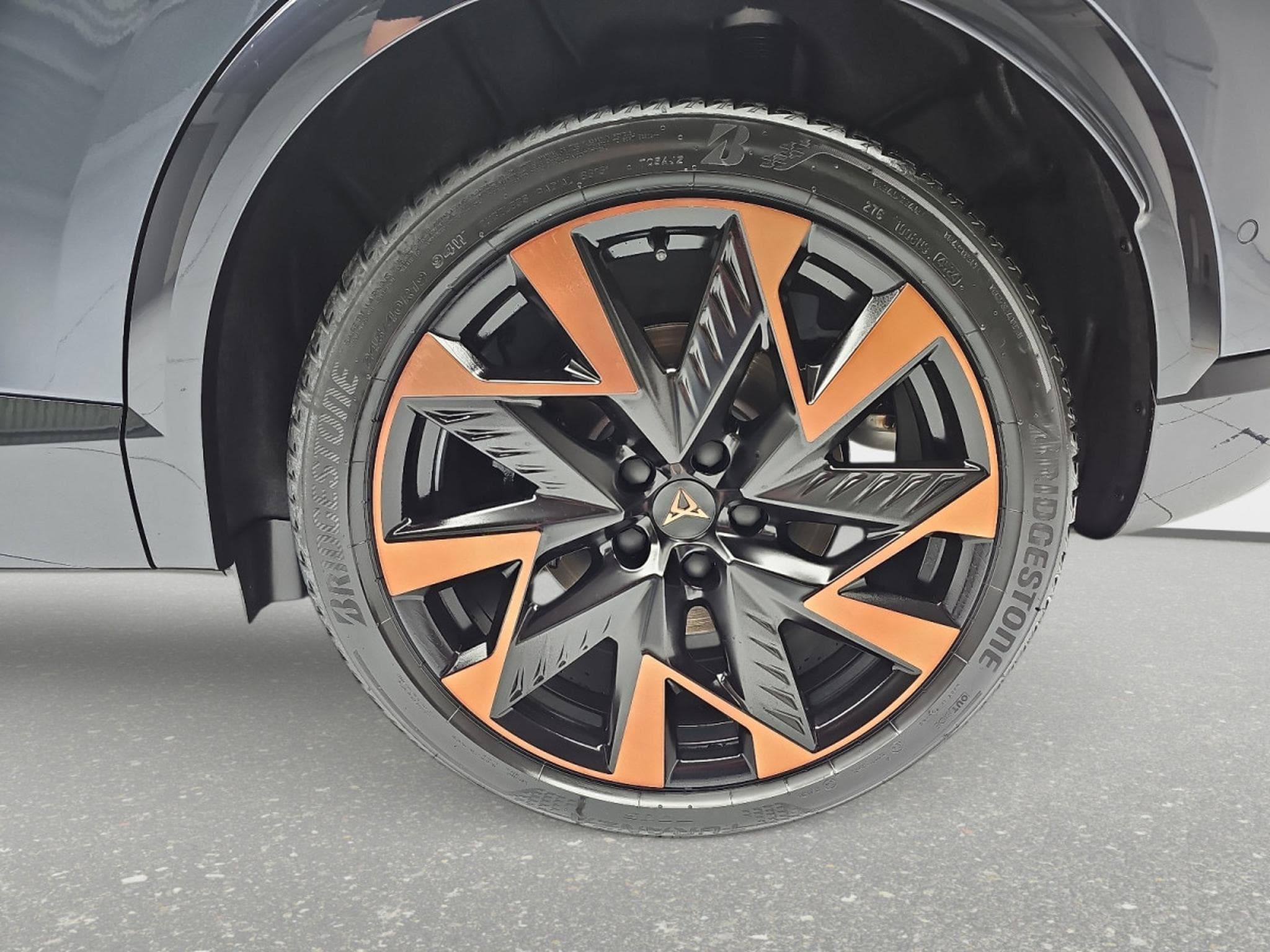 Cupra Formentor 2.0 TSi DSG 333 4DRIVE (2026) - Photo 6