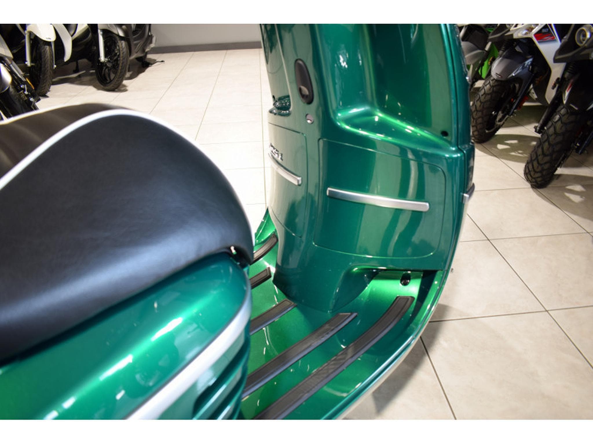 Peugeot Django E5 VERT (2025) - Foto 6