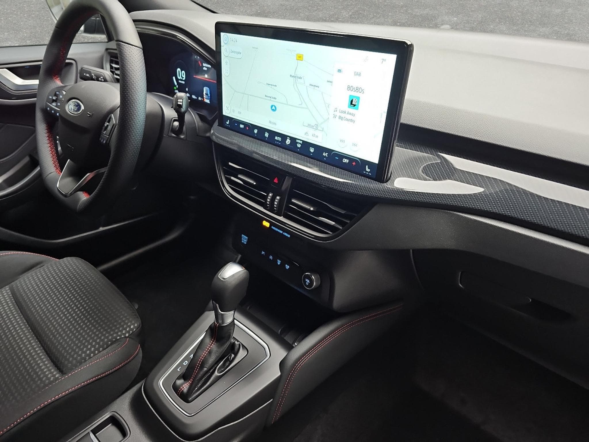 Ford Focus 1.0i Ecoboost 155 AT St-Line X (2025) - Photo 15