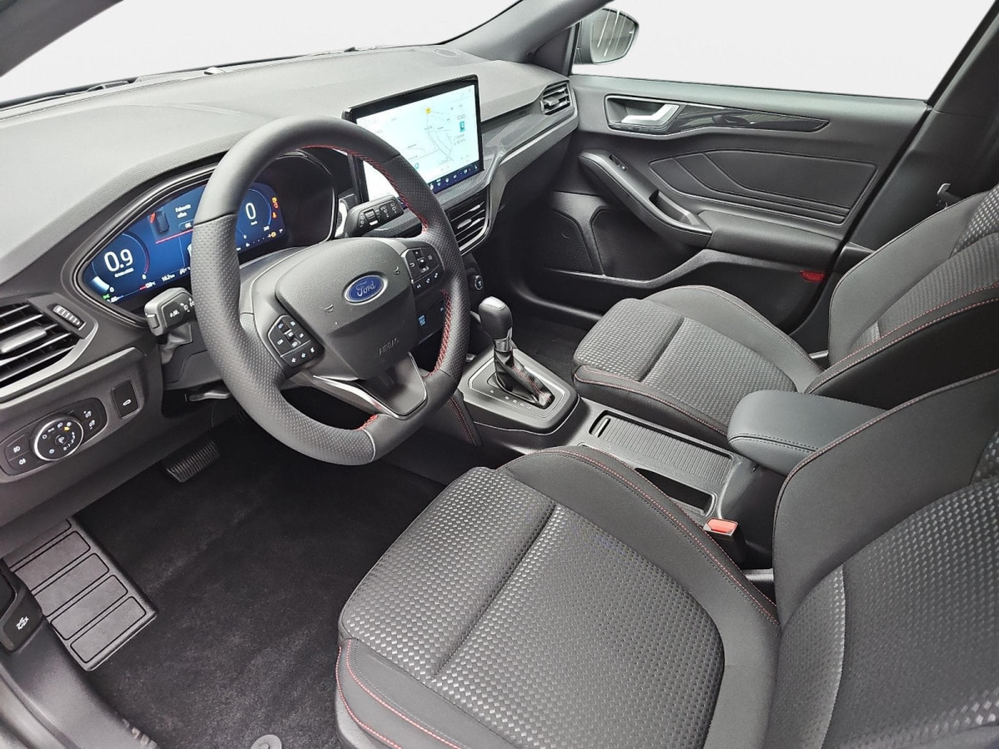 Ford Focus 1.0i Ecoboost 155 AT St-Line X (2025) - Photo 17