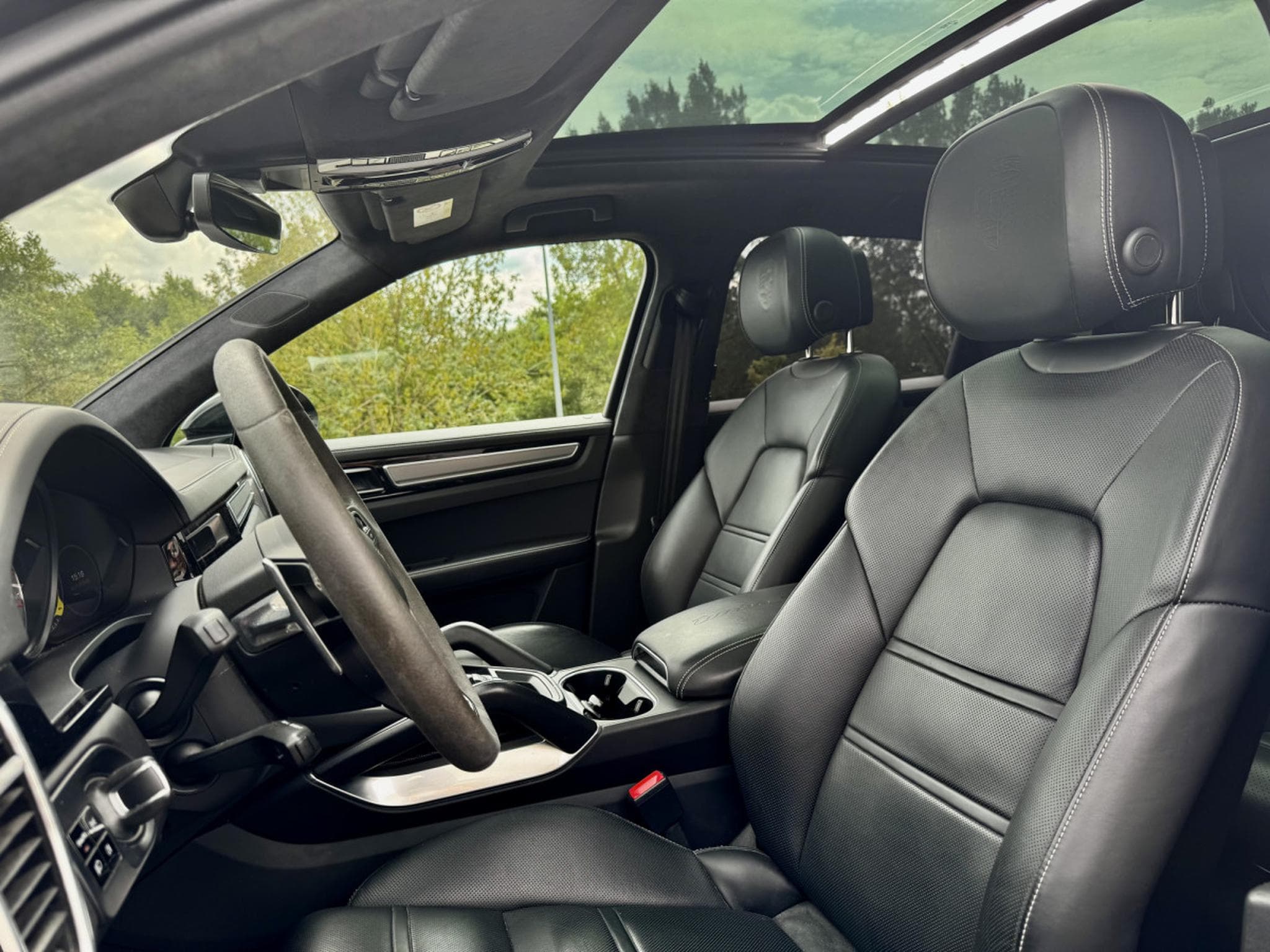 Porsche Cayenne Turbo S E-Hybrid (2021) - Photo 13