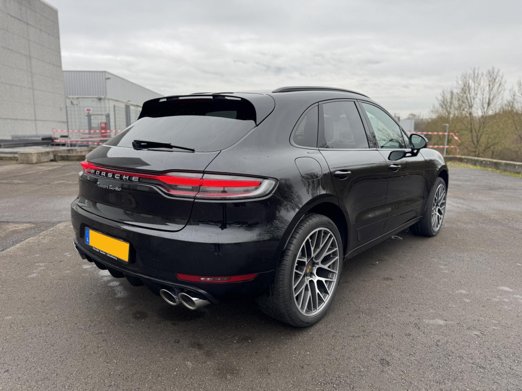 Porsche Macan Turbo (2021) - Photo 5