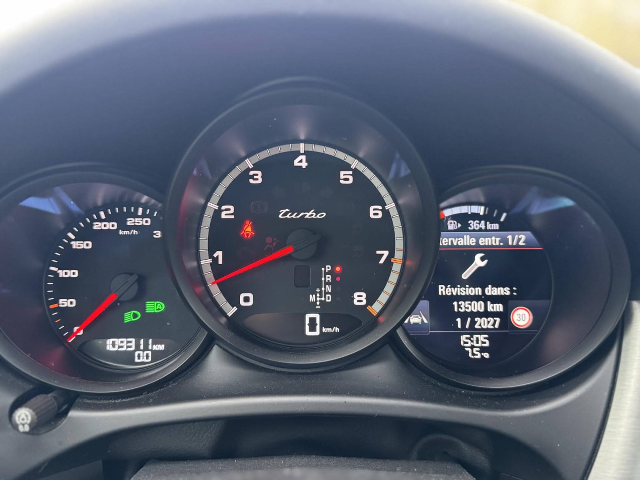 Porsche Macan Turbo (2021) - Photo 9