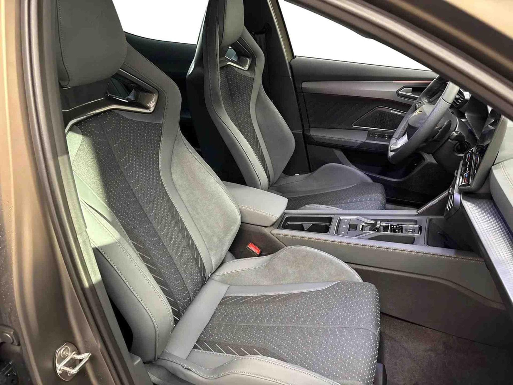 Cupra Formentor 2.0 TSi DSG 333 Extreme 4DRIVE (2026) - Foto 15