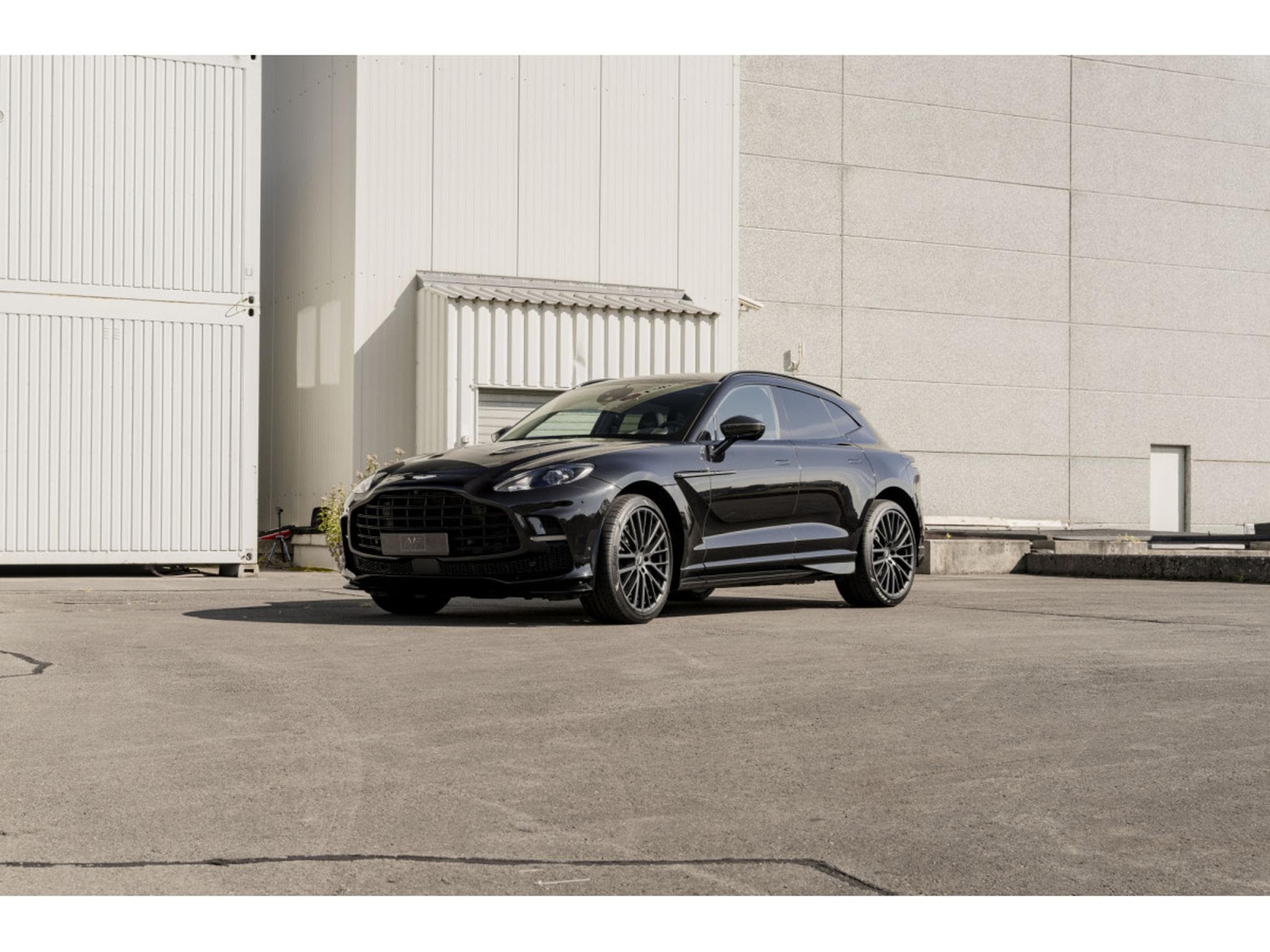 Aston-Martin DBX 707 - Carbone Extérieur & Intérieur - Jantes 23" Forgées (2022) - Photo 5