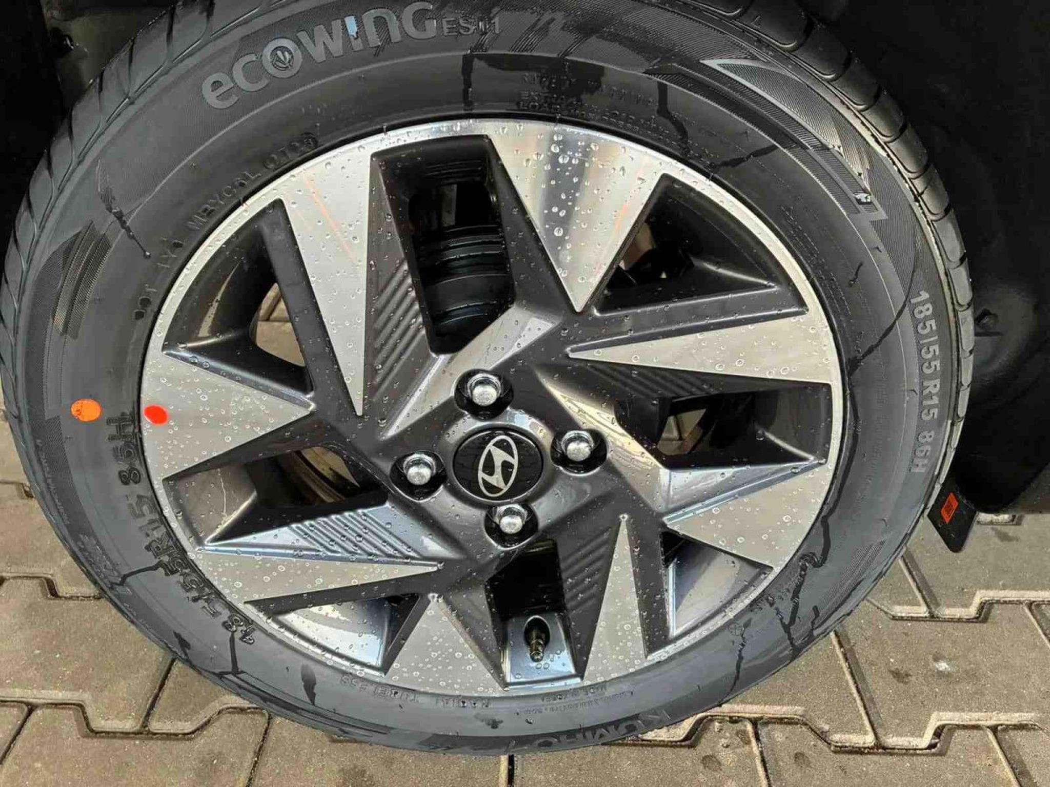 Hyundai i10 1.2 GDI 79 Premium (2025) - Photo 5