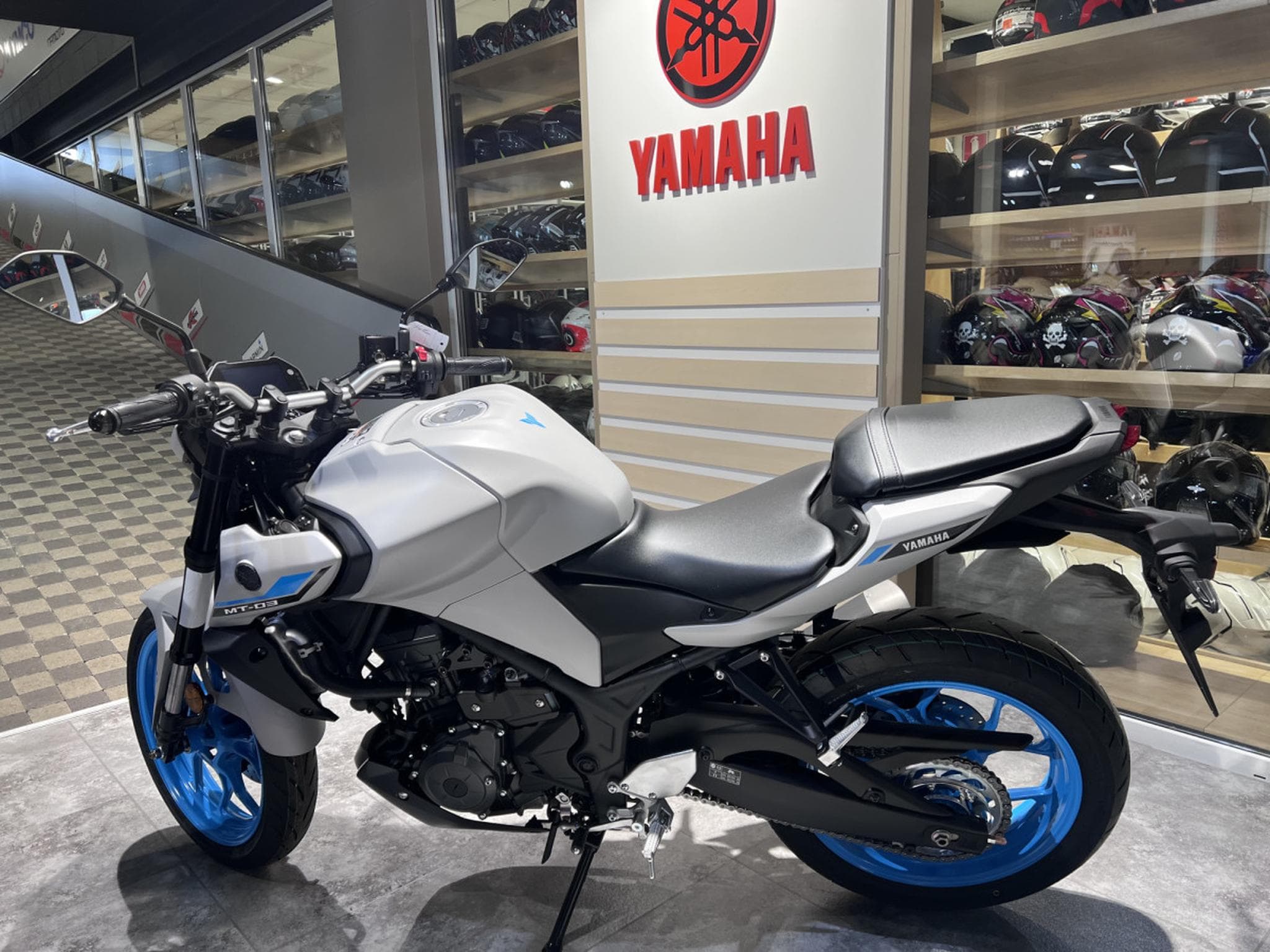 Yamaha MT03 (2026) - Foto 4