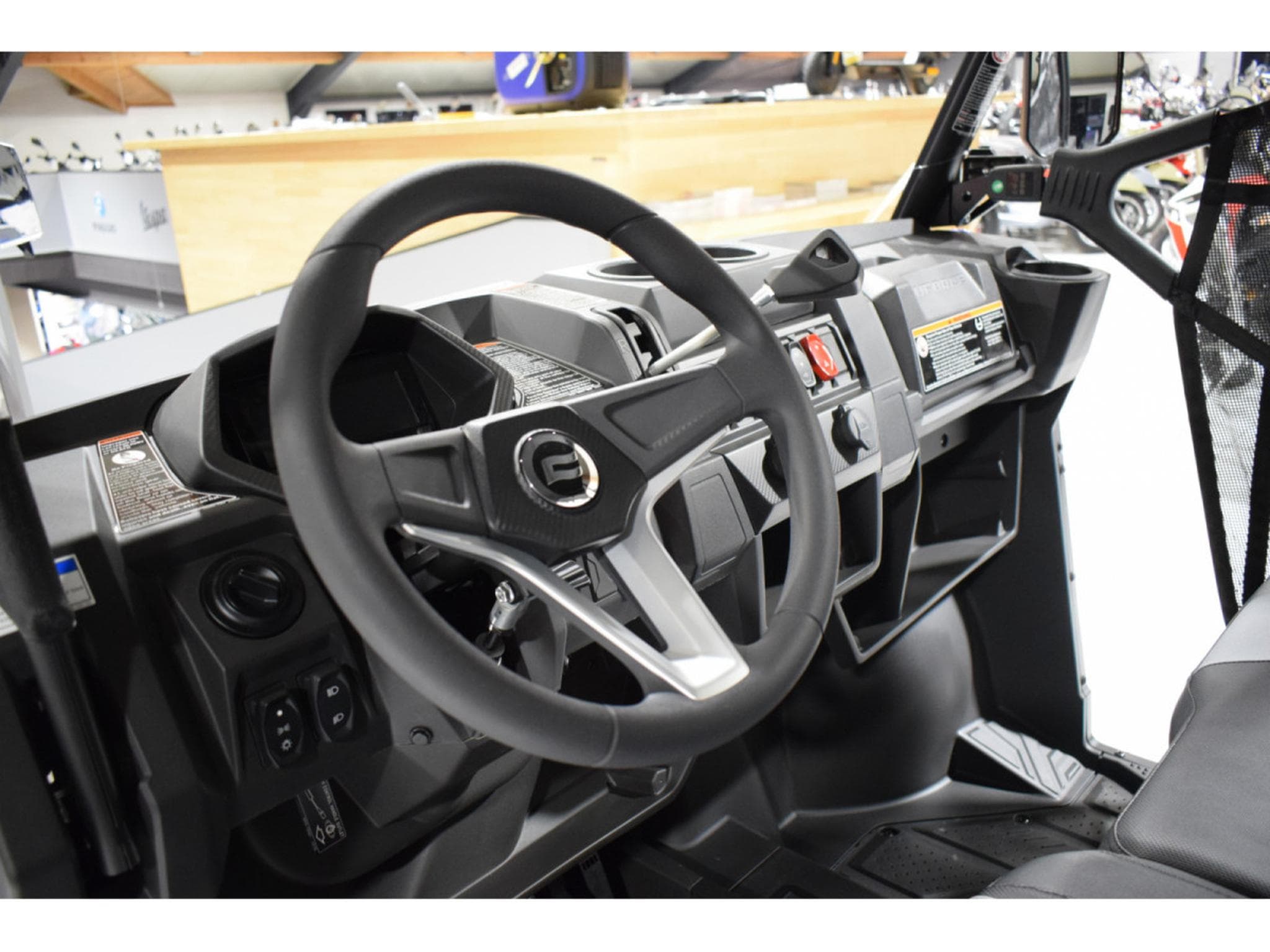 CF Moto UForce 600 Agri (2026) - Photo 5