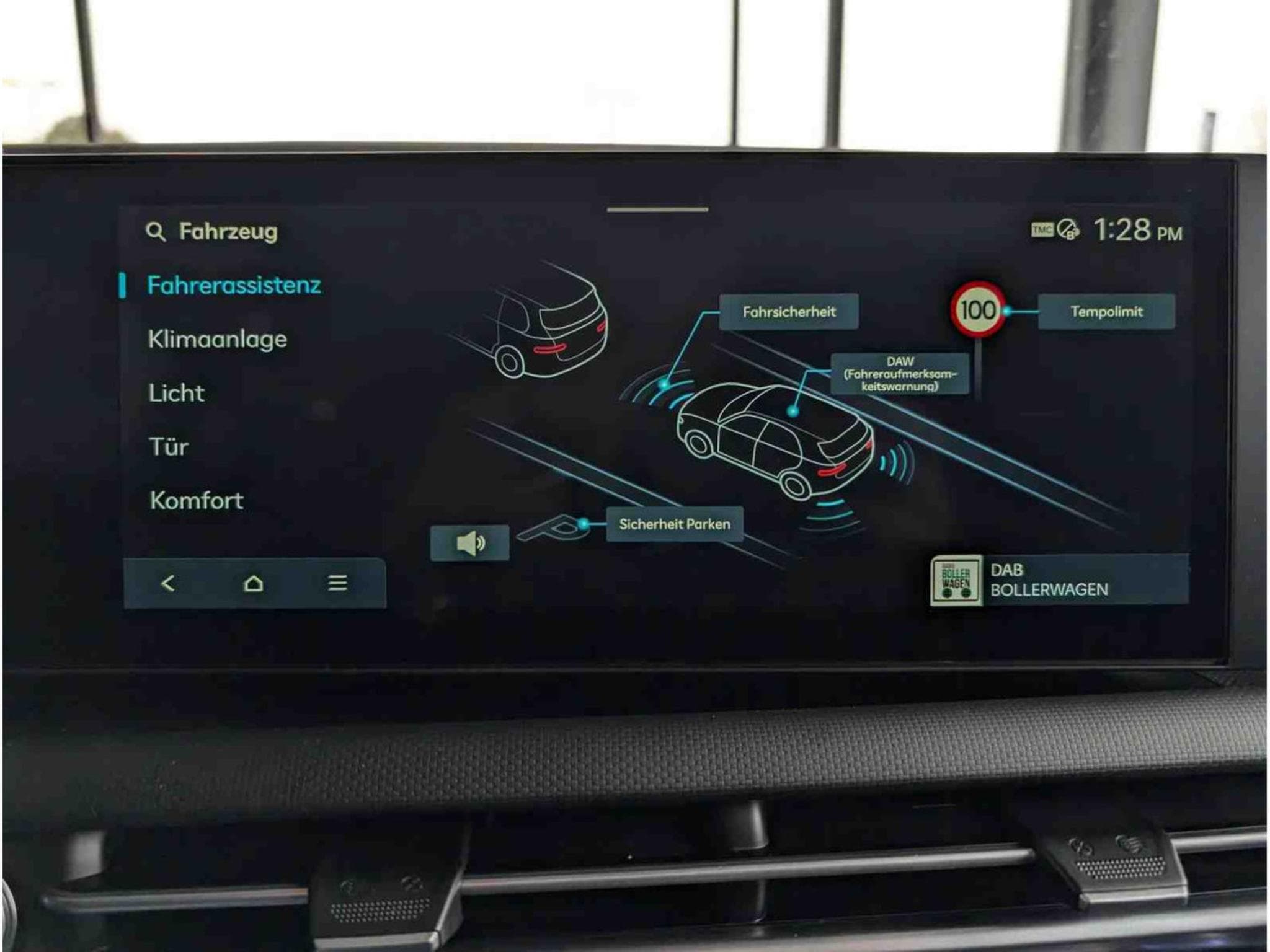 Hyundai Tucson 1.6 T-GDI AUTO 160 E-Motion (2025) - Photo 19