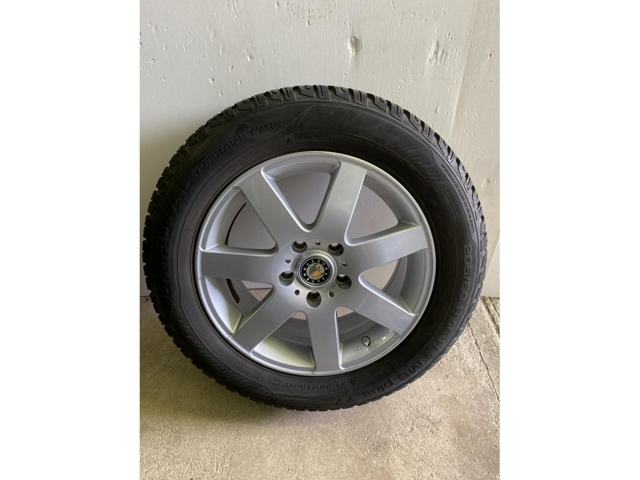 Jantes alu + Pneus h – 16" - Photo 1