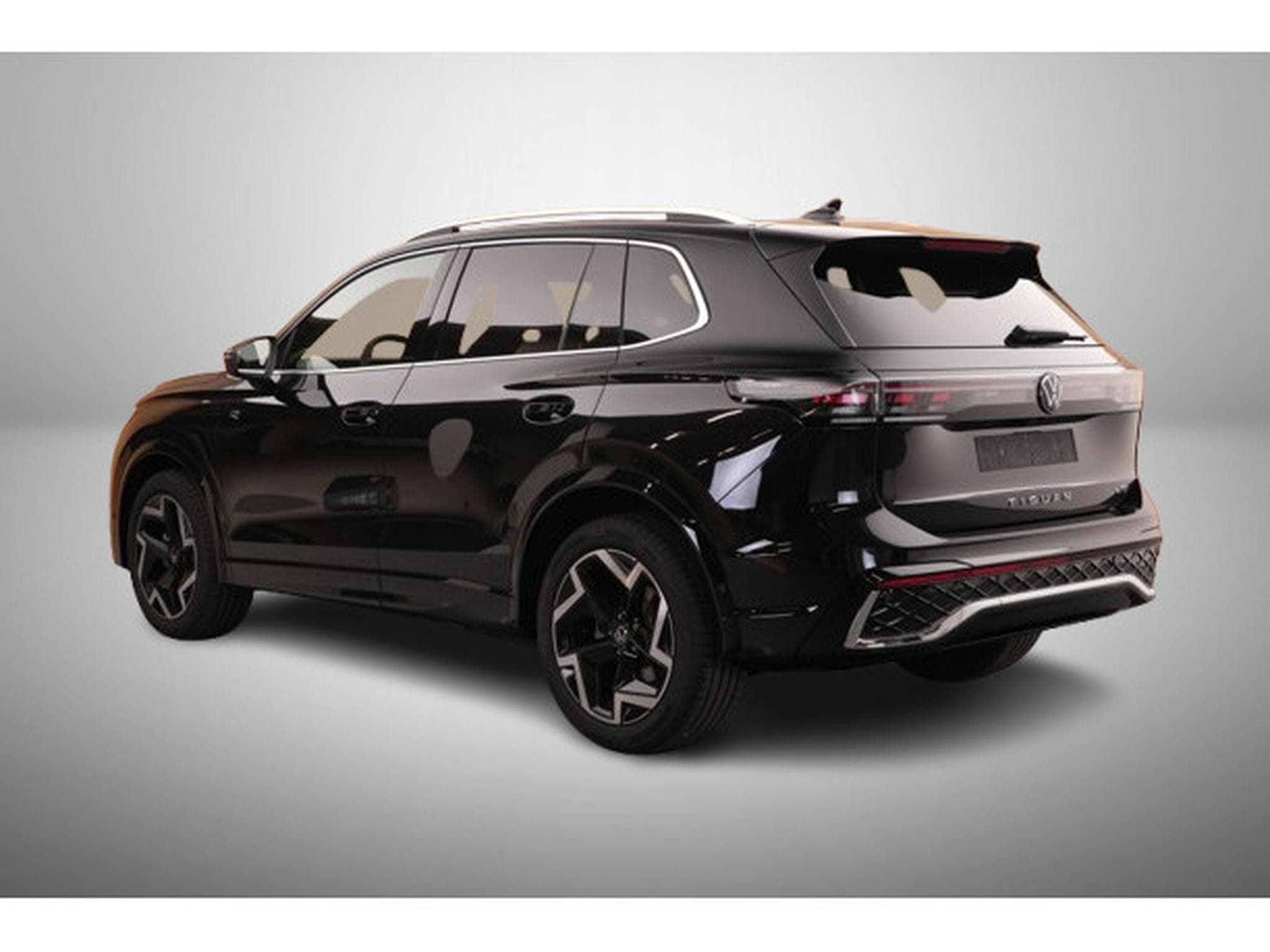 VW Tiguan 1.5 eTSI 150 DSG R-Line (2025) - Photo 4