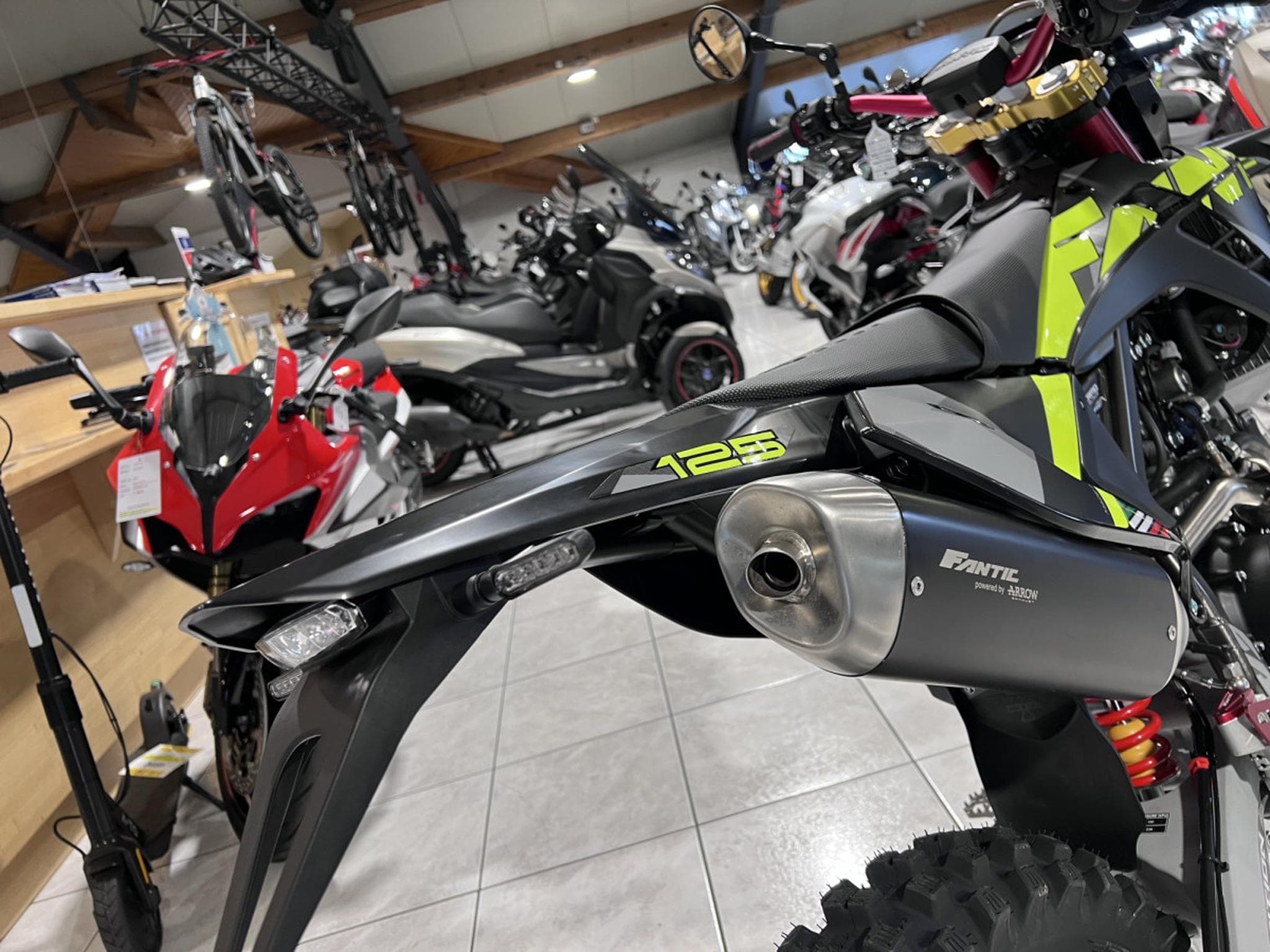 Fantic Enduro XEF 4T COMPETITION (2026) - Photo 6