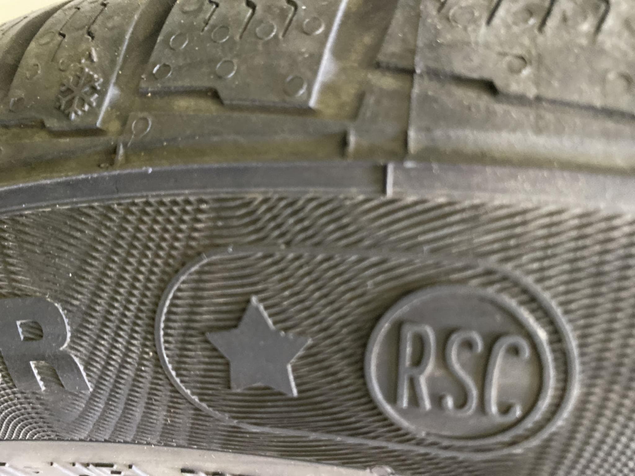 Jantes alu + Pneus h – 17" - Photo 4