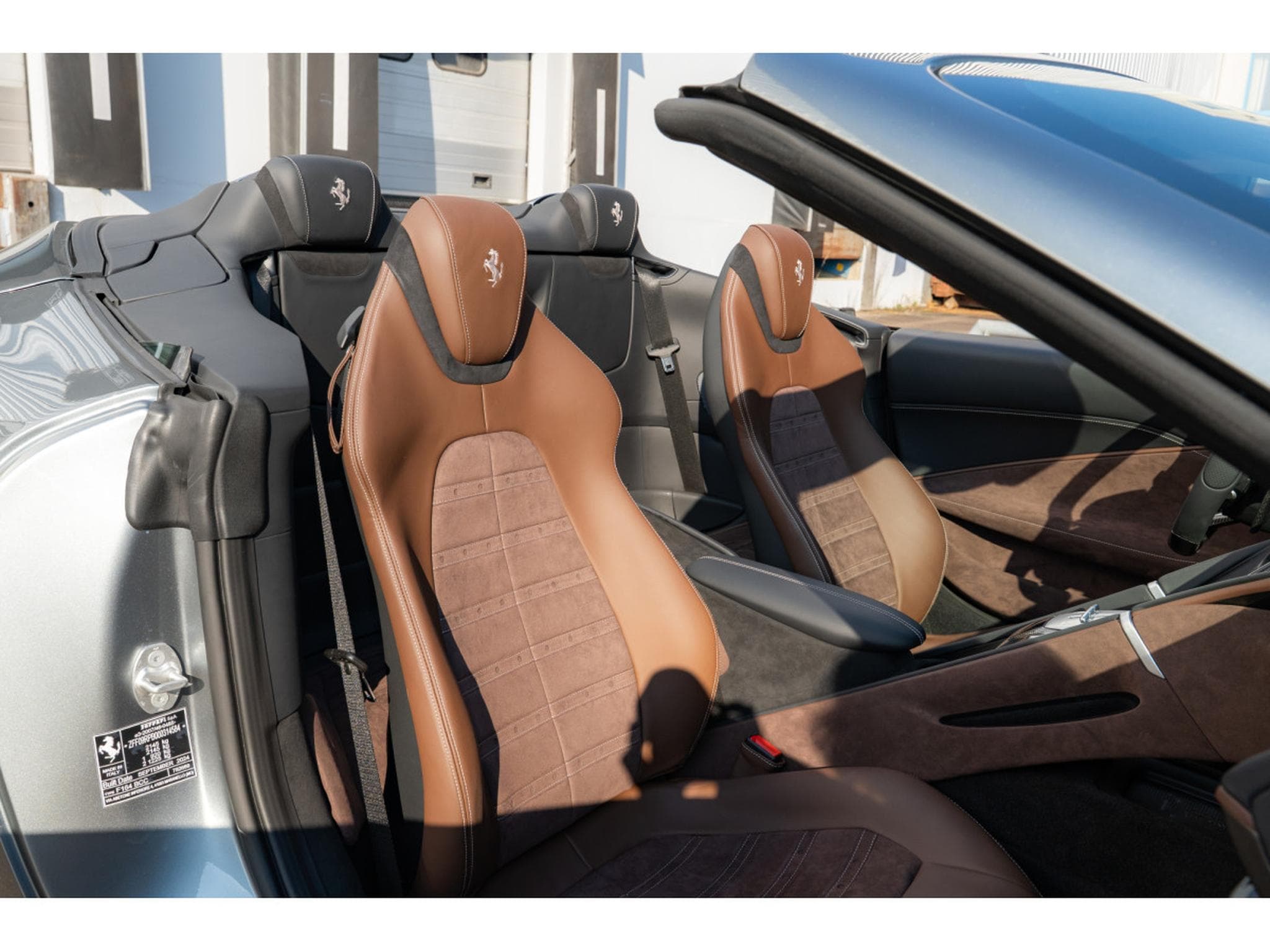 Ferrari Roma Spider (2025) - Foto 13