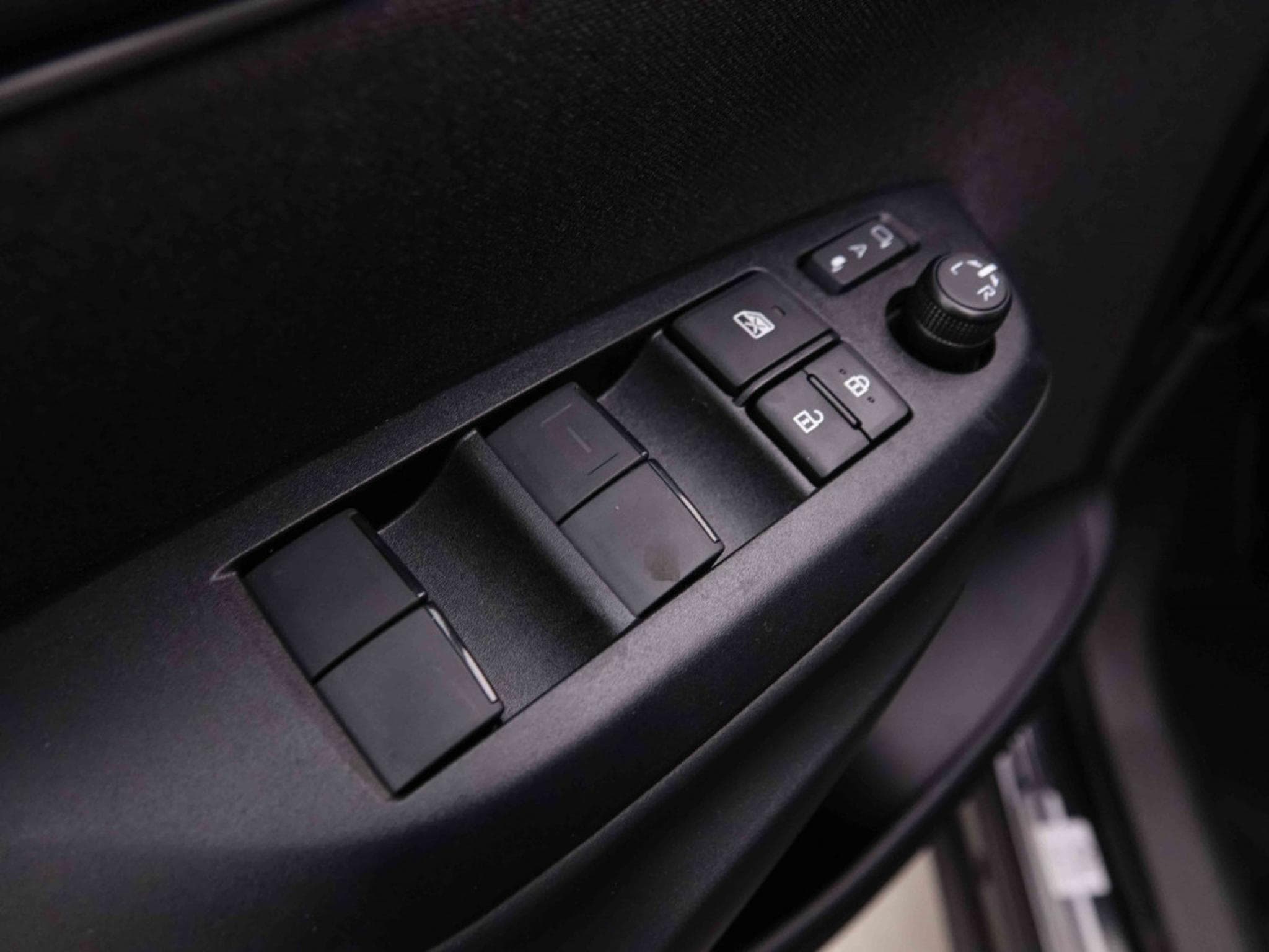 Toyota Yaris Cross 1.5 VVT-i  130 Hybride Executive (2025) - Photo 13