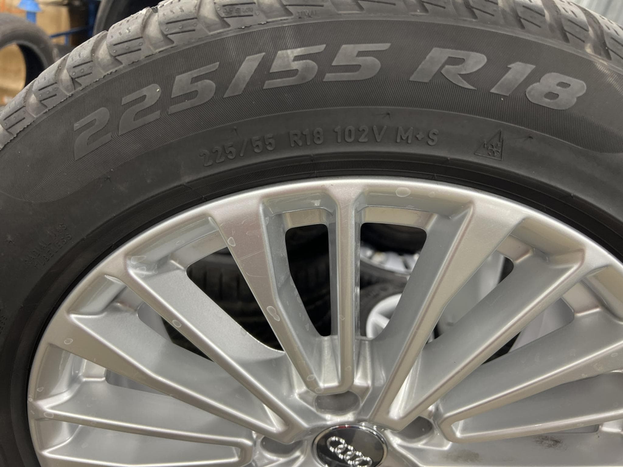 Jantes alu + Pneus h – 19" - Photo 4