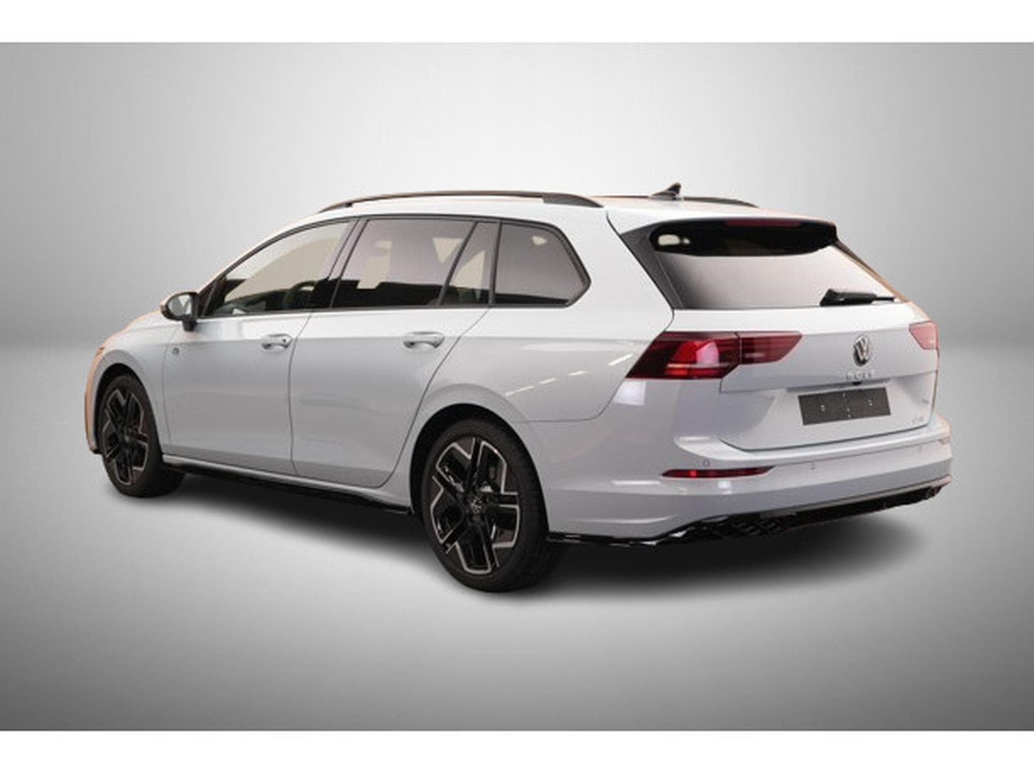 VW Golf 1.5 eTSI mHEV 150 DSG R-Line (2025) - Photo 4